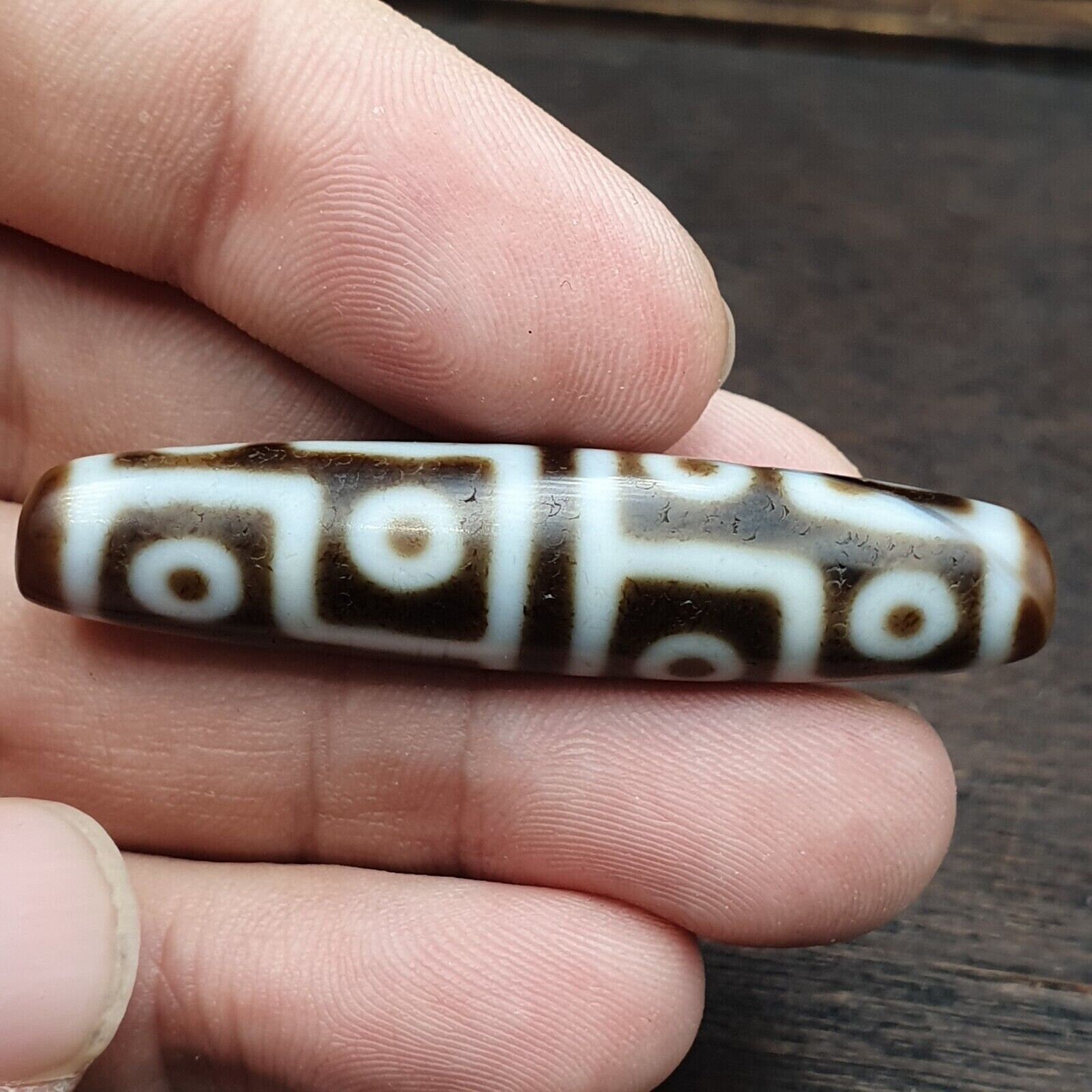 Indo tibetan agate 12 eyes in square- agate stone dzi bead amulet hq-1