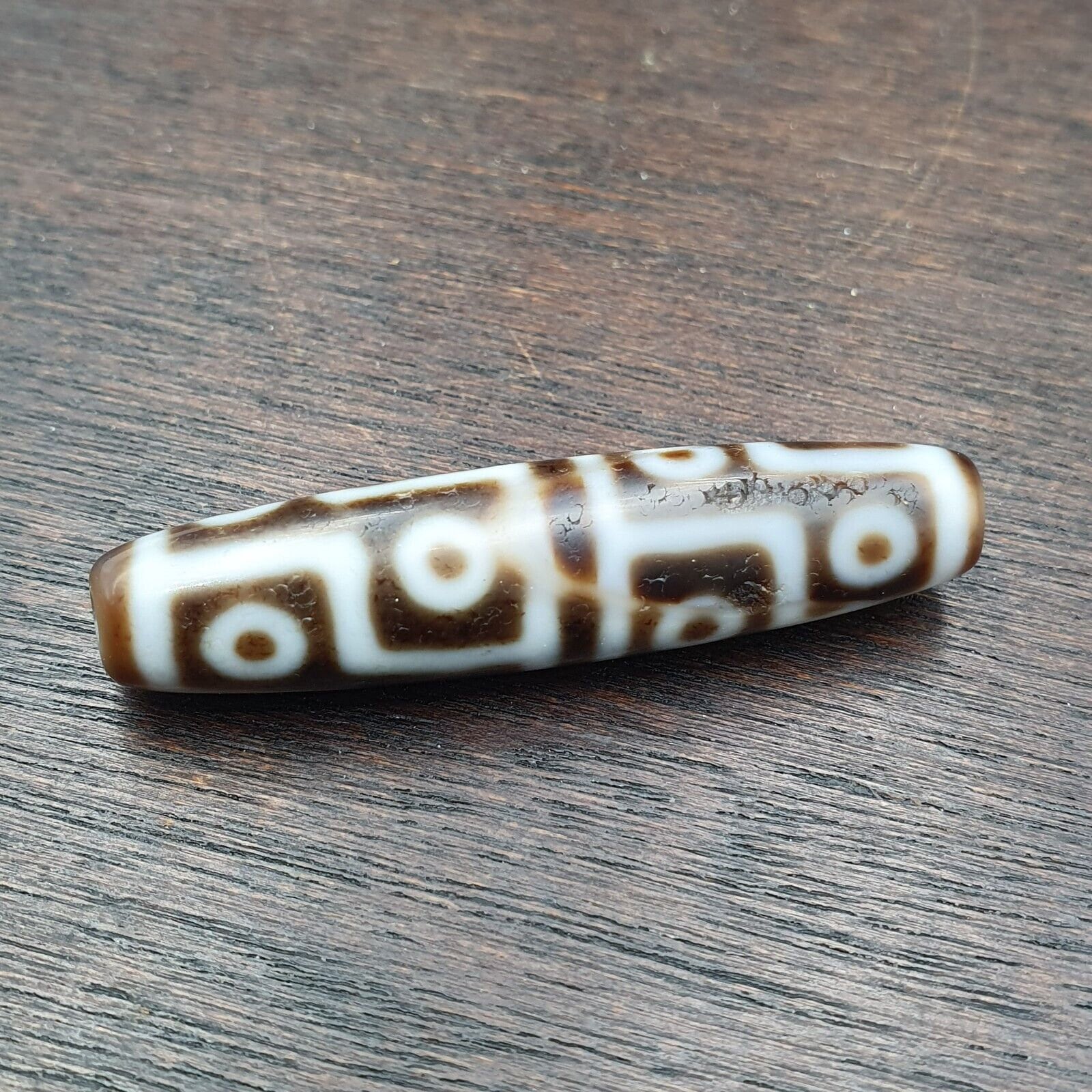 Indo tibetan agate 12 eyes in square- agate stone dzi bead amulet hq-1