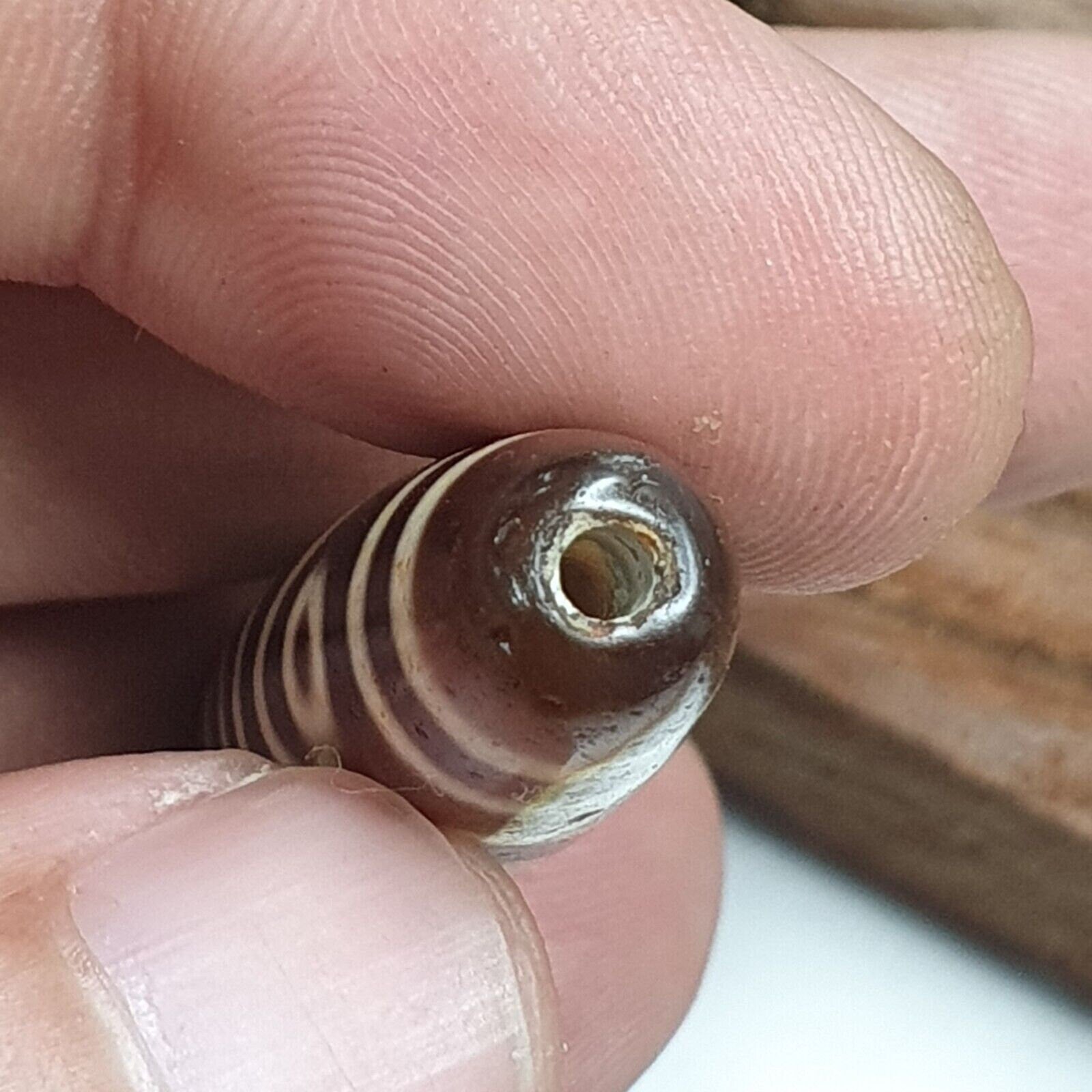 Powerful 8 eyes unique patterns tibetan agate dzi bead amulet ctc-8y