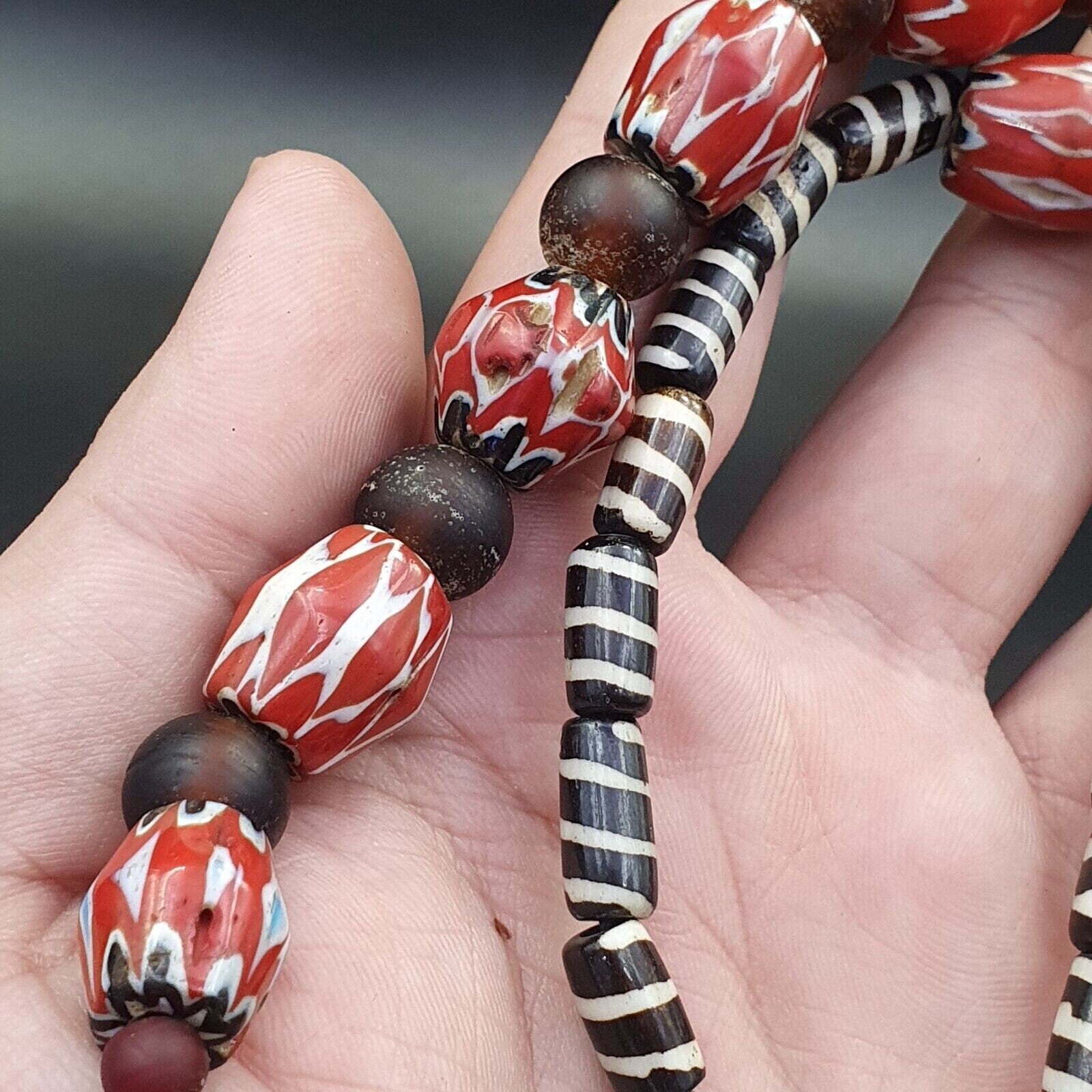 9 falling eyes tibetan silver nepalese dzi agate bead pendant necklace