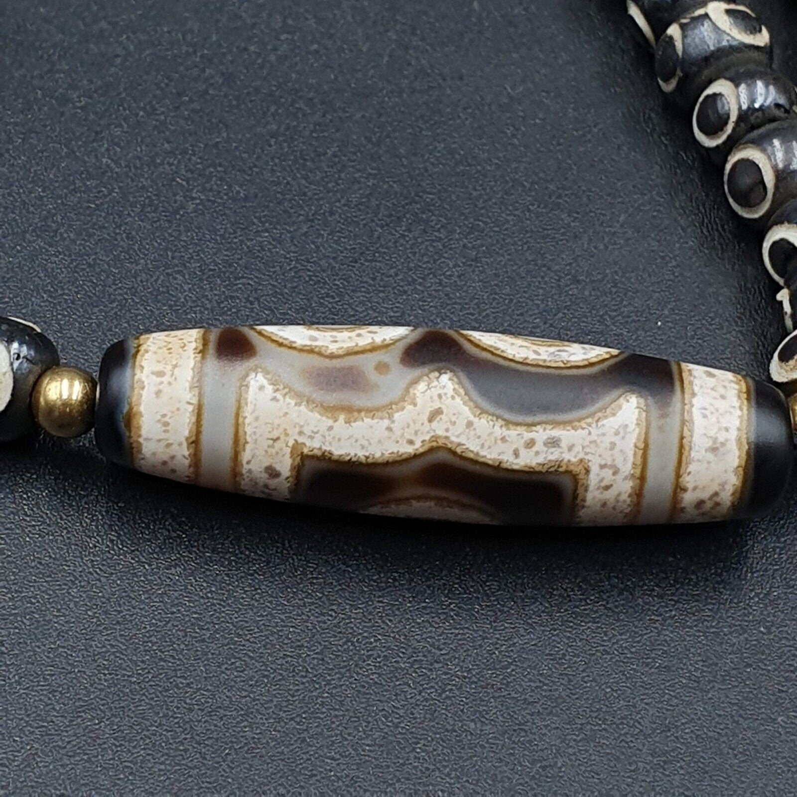 Vintage antique agate 3 eye bead tibet himalayan dzi pendant necklace