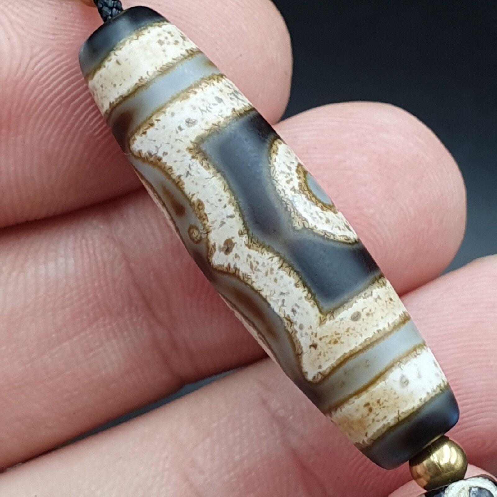 Vintage antique agate 3 eye bead tibet himalayan dzi pendant necklace