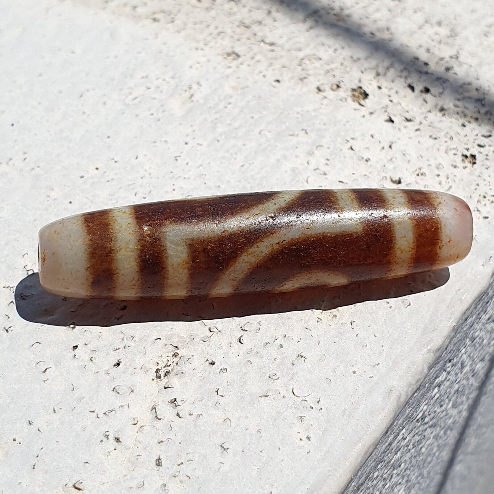 Himalayan tibetan dzi 2 eyes triple line spiritual amulet mala bead