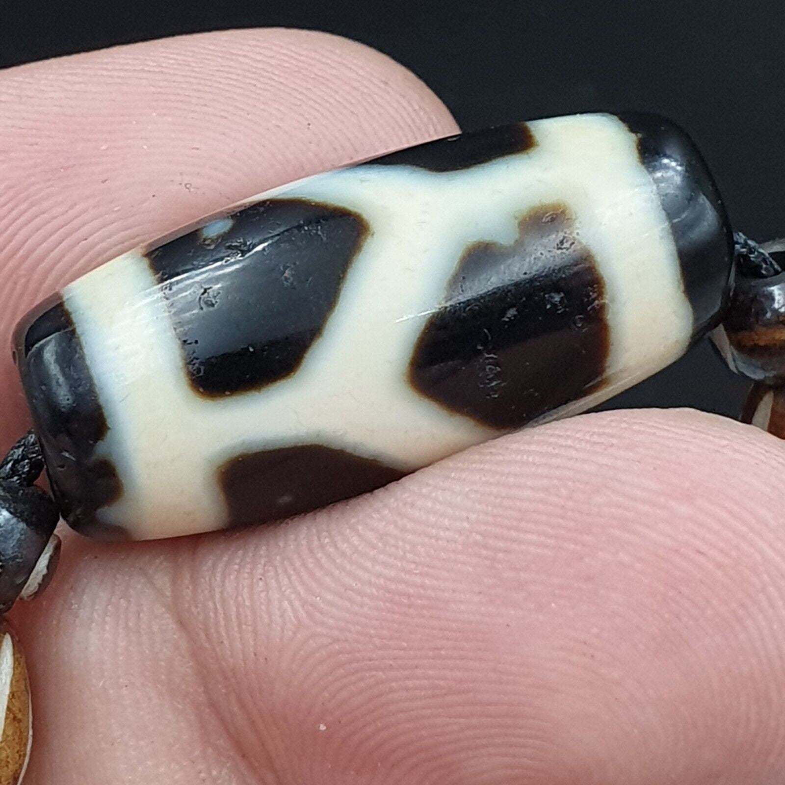 Vintage himalayan indo tibetan rare eye lines patterns dzi spiritual amulet bead
