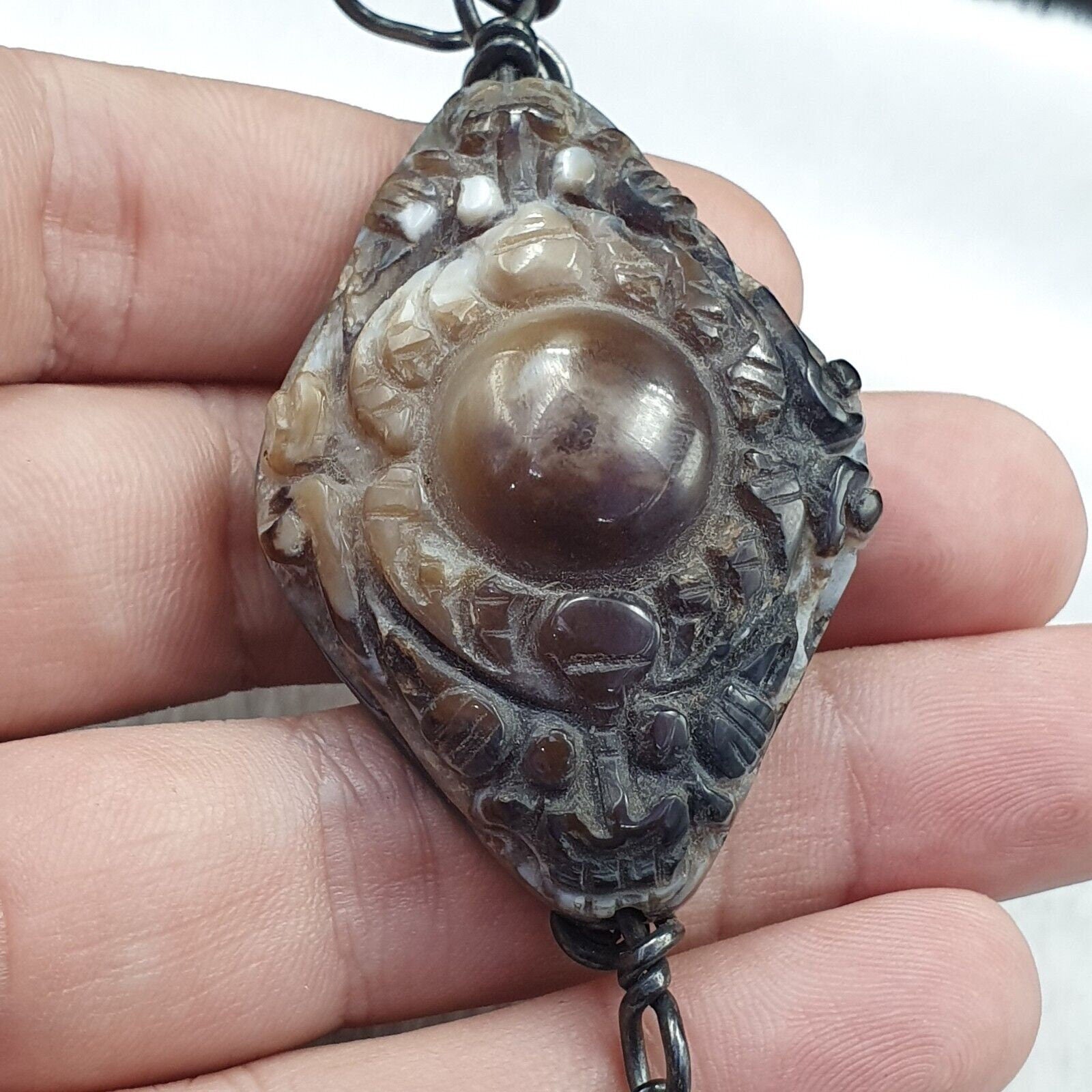 Antique tibetan himalayan carving agate beads pendant with sterling silver