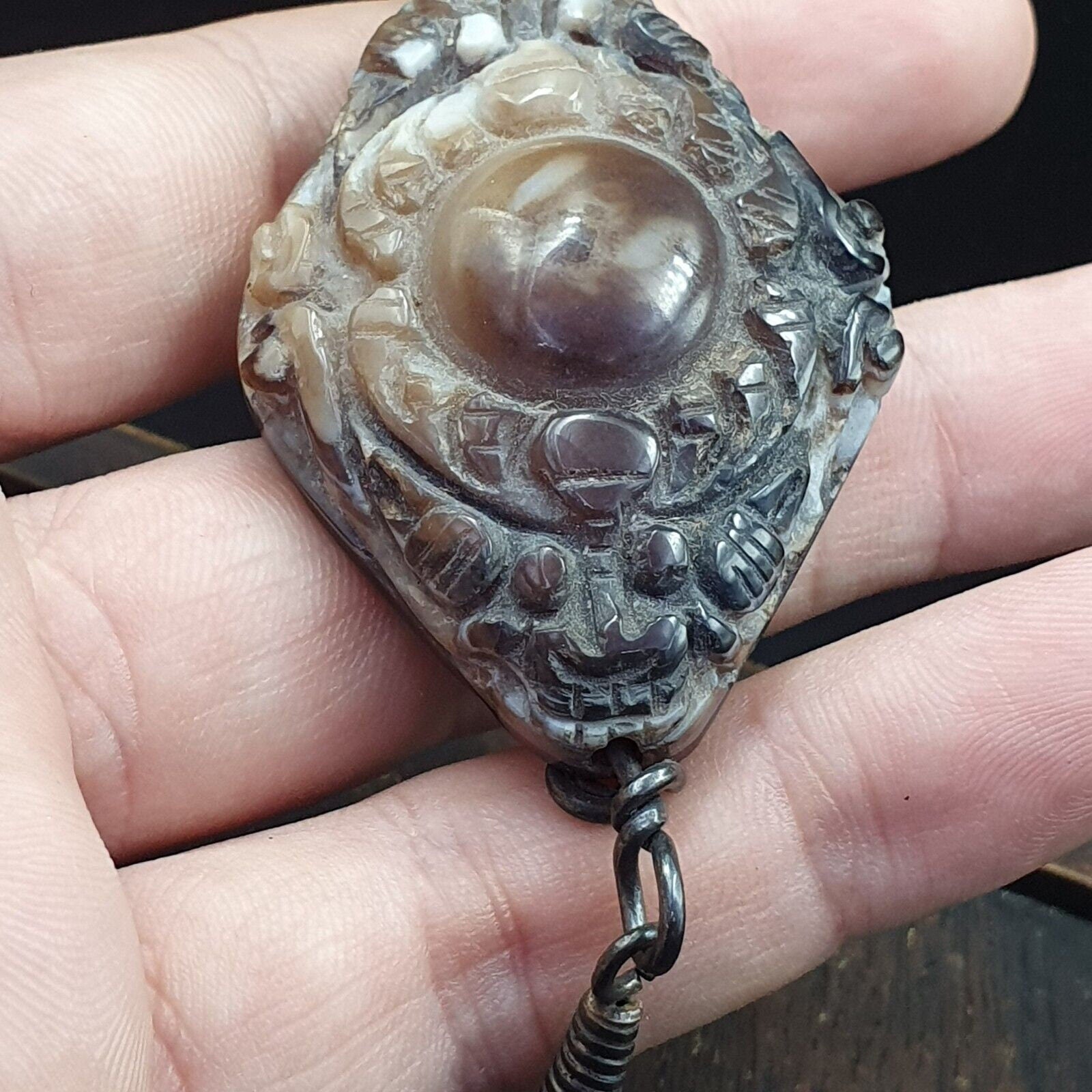 Antique tibetan himalayan carving agate beads pendant with sterling silver