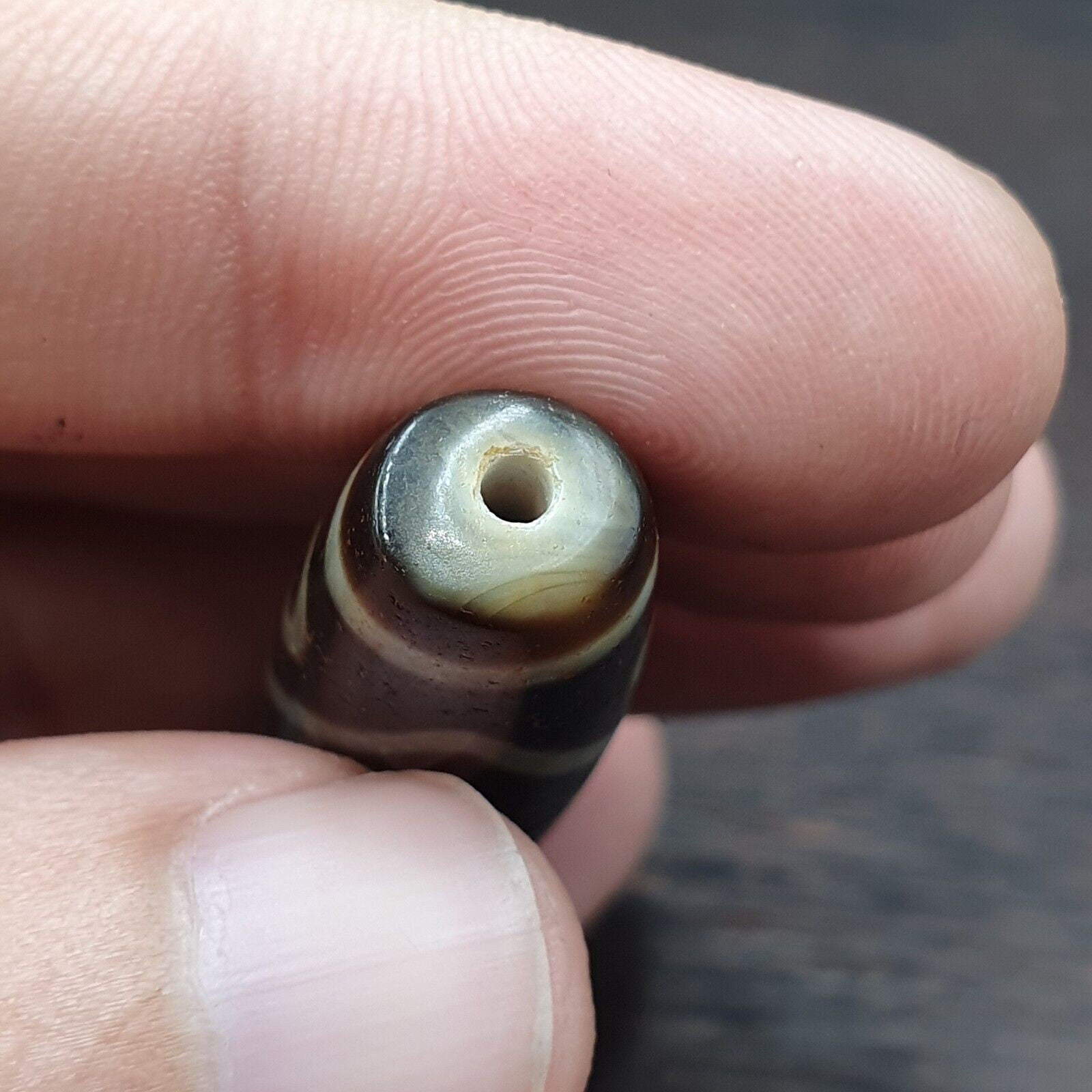 Himalayan tibetan 8 eyes agate dzi bead amulet smooth skin bead otb-29f2