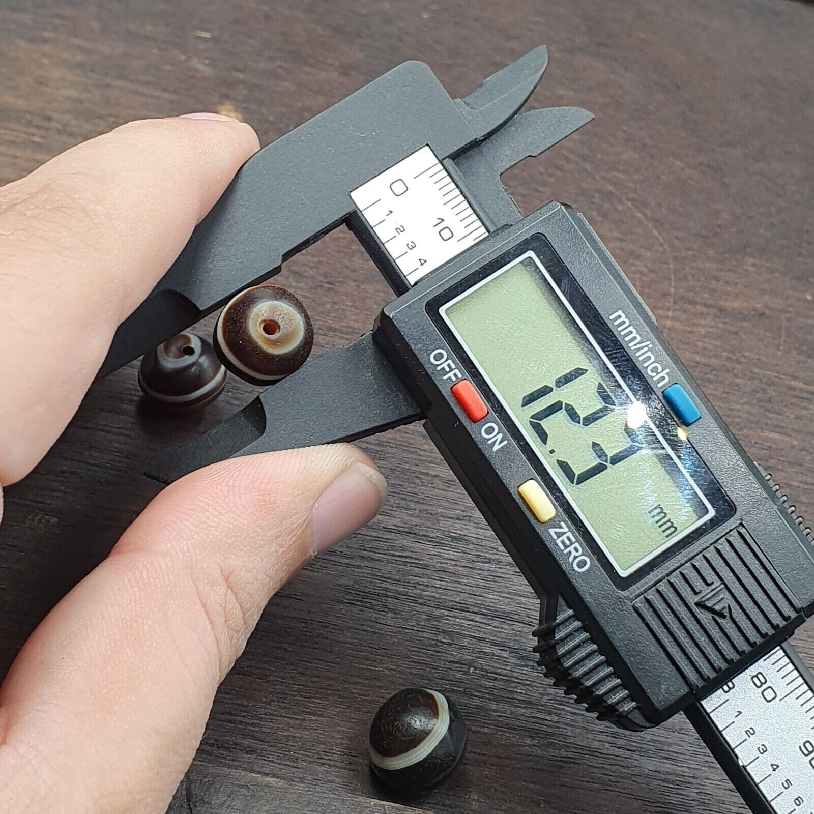 Antique tibetan banded agate bead natural patterns agate amulet lot 4 pcs