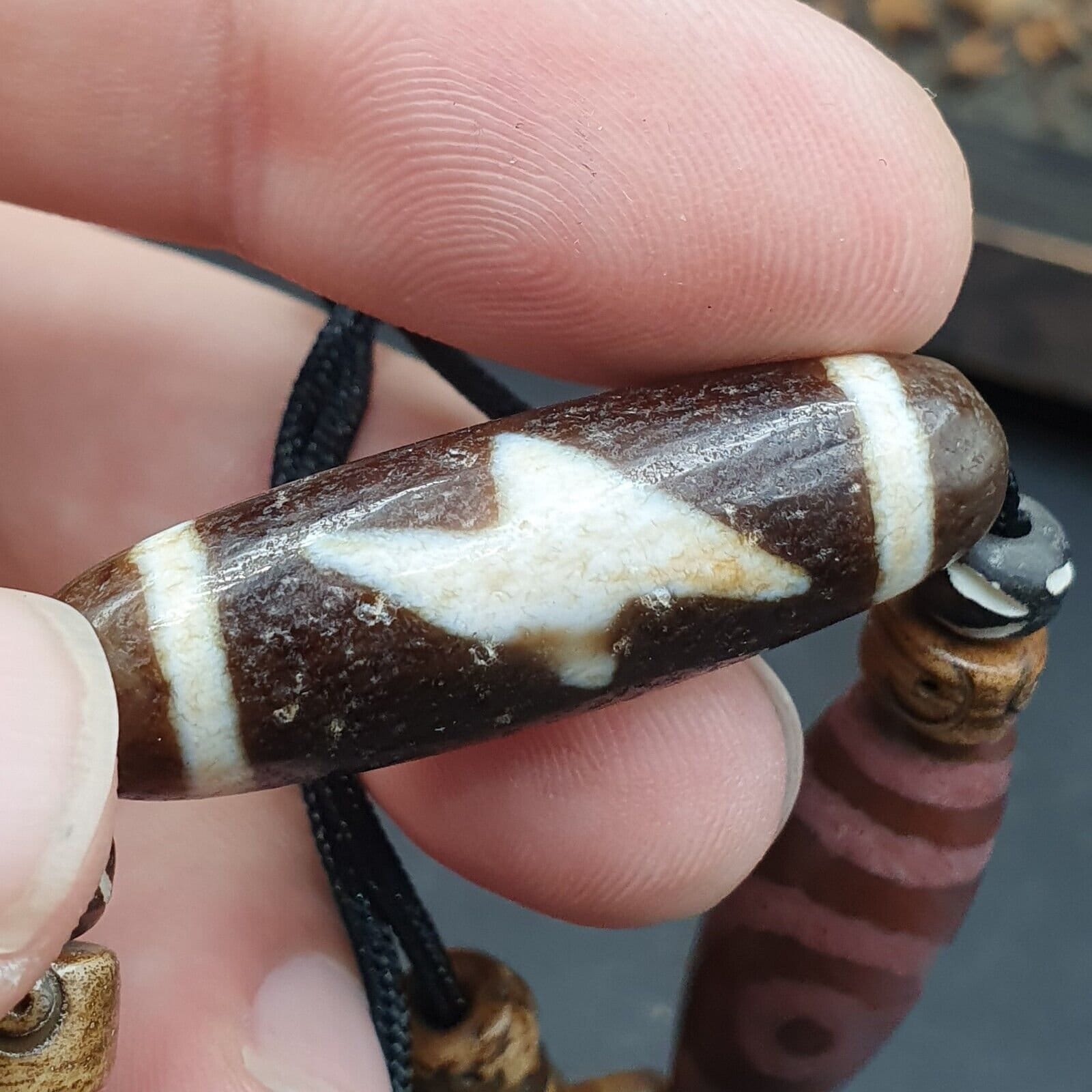 Power beads lot indo tibetan himalayan flower 5 eyes agate bead amulet dzi