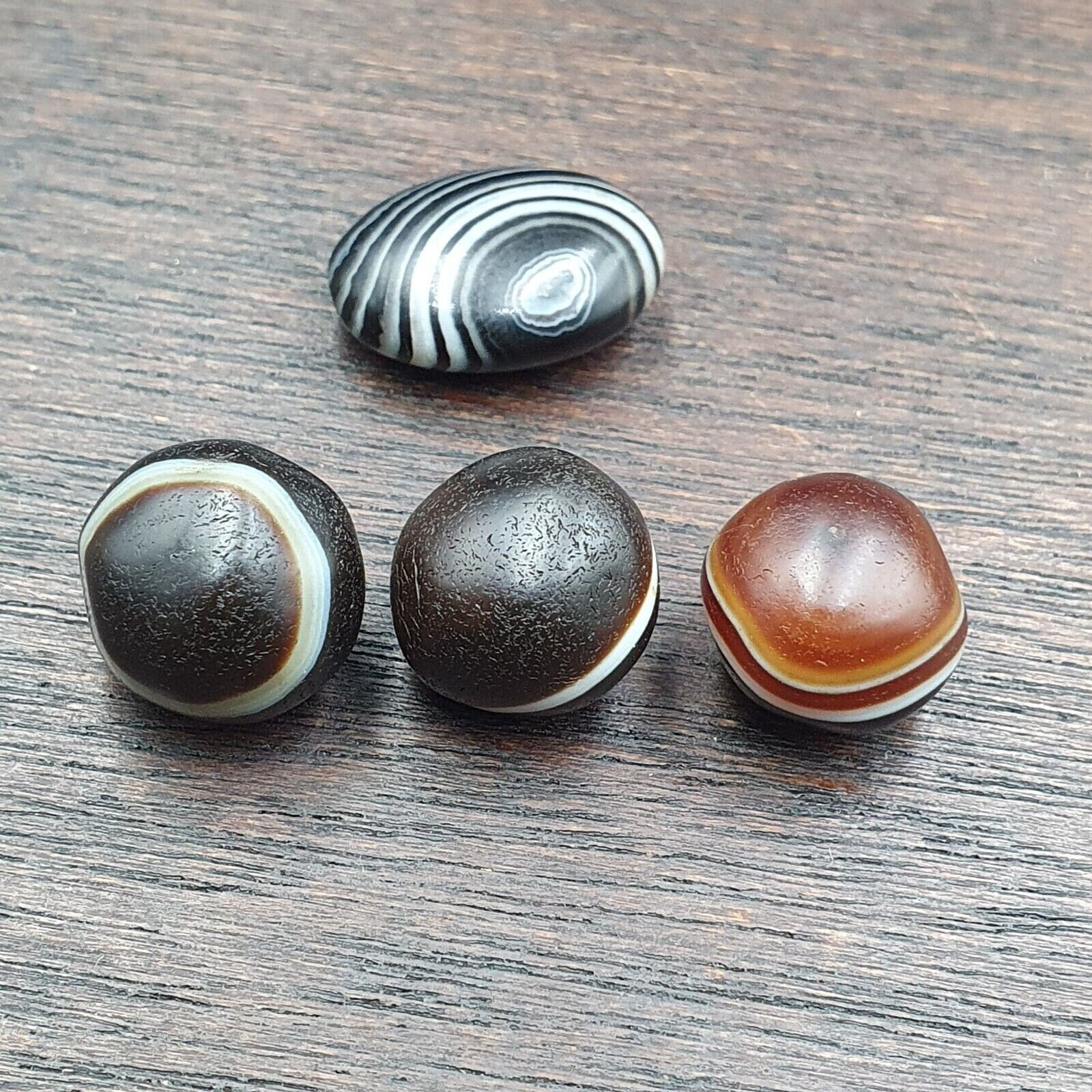 Antique tibetan banded agate bead natural patterns agate amulet lot 4 pcs