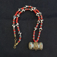 Antique Tibetan Quartz Pendant Necklace: Agate & Turquoise Beads