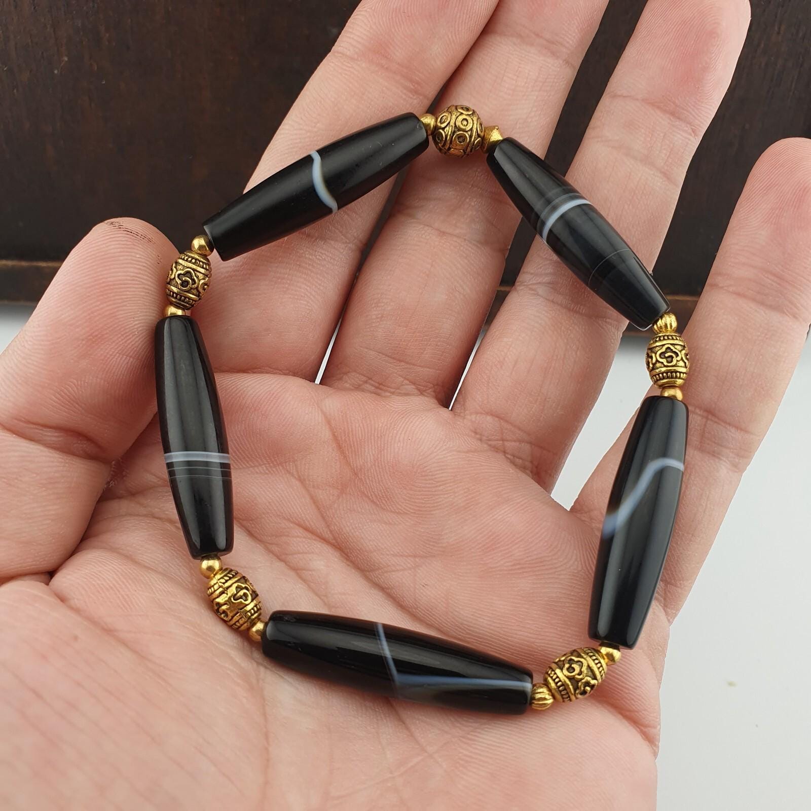 Antique old yemeni agate natural white 1 line black gate beaded bracelet