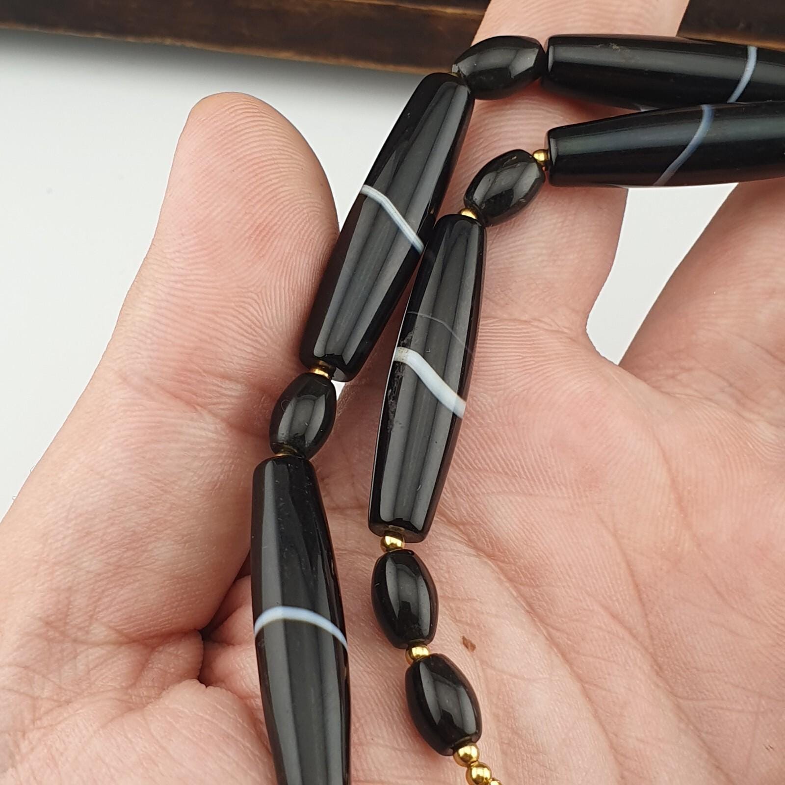 Antique old yemeni agate natural rare pattern banded agate beads 11 pieces