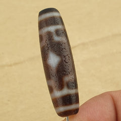 Diamond eyes unique pattern himalayan tibetan agate dzi bead amulet