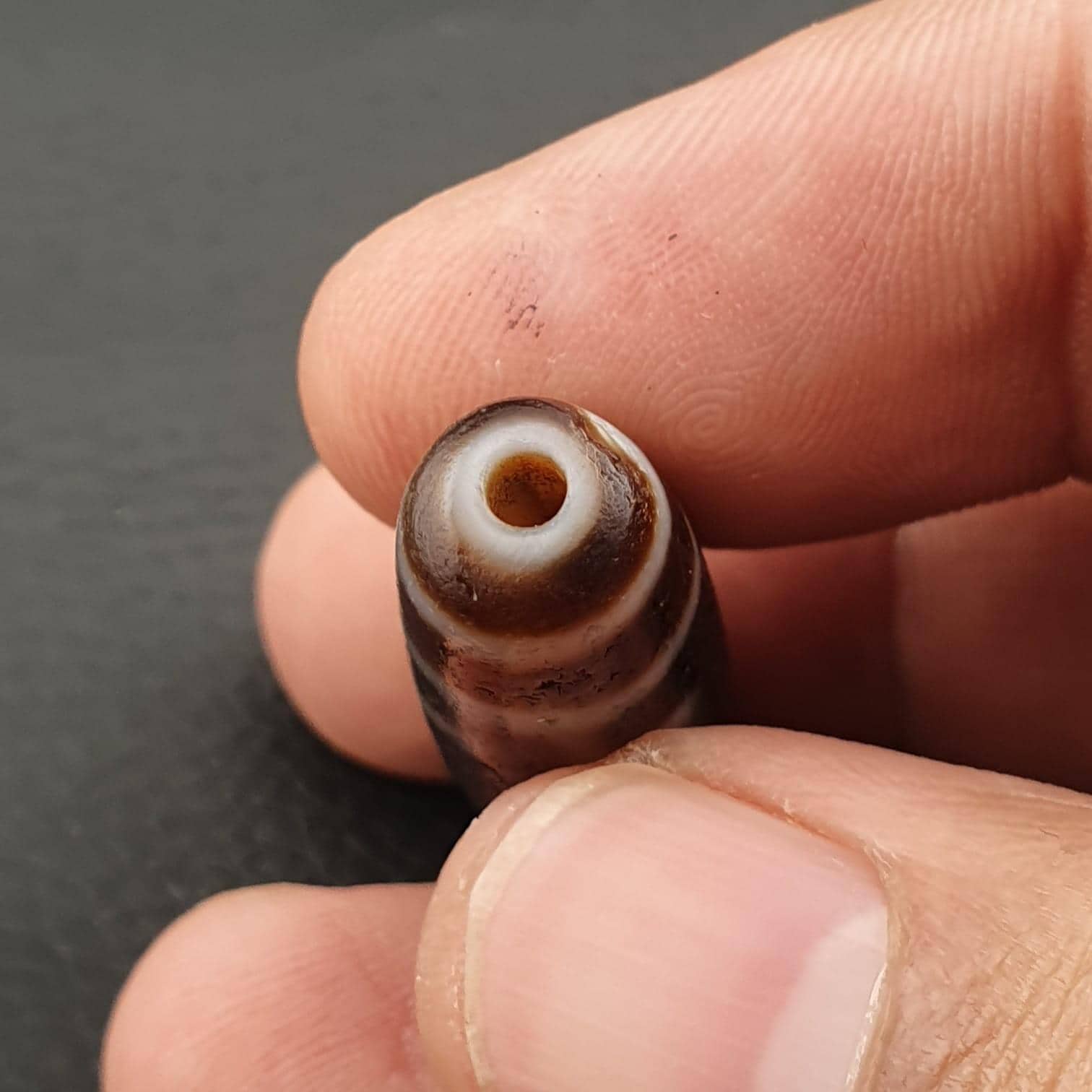 Diamond eyes unique pattern himalayan tibetan agate dzi bead amulet
