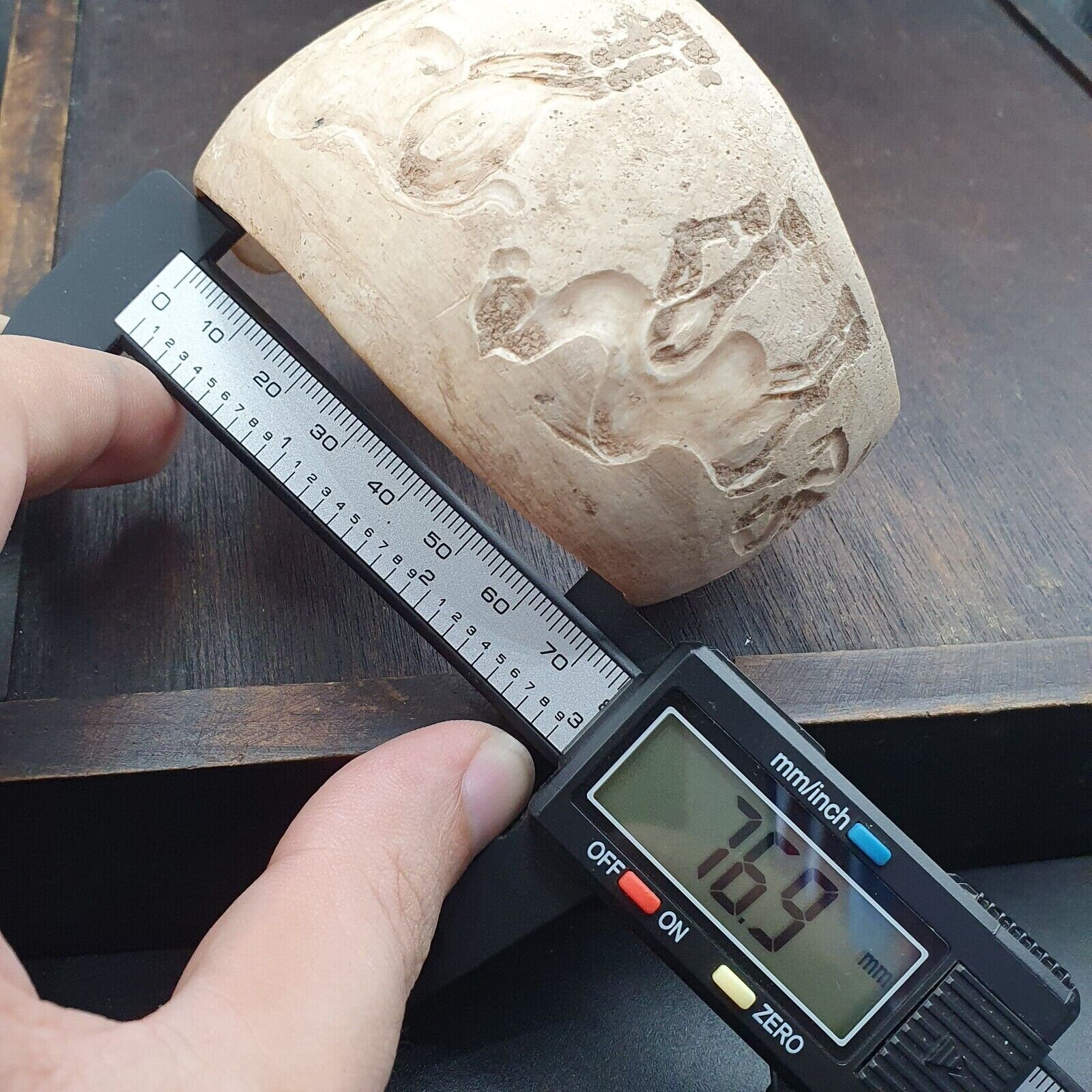 Naga conch shell bracelet, engraved scorpion animals figurine arm band