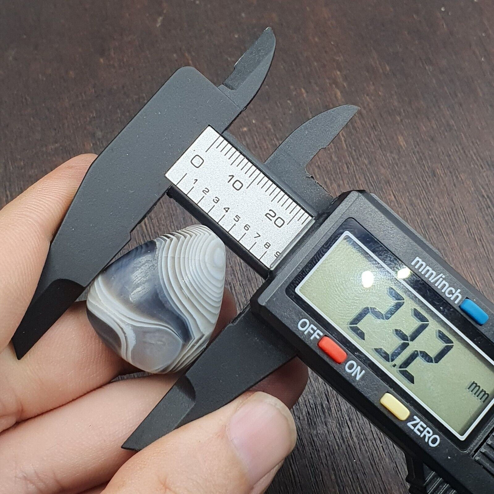 Antique tibetan gray agate bead natural patterns agate amulet 27.5x23.2 mm