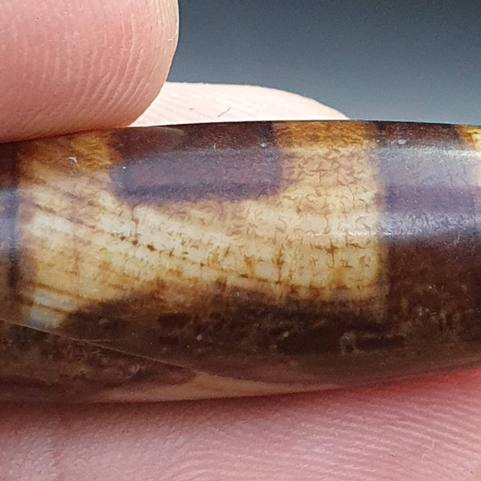 Tibetan rusted eyes agate stone dzi bead amulet bd-25-7