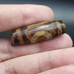 Tibetan rusted eyes agate stone dzi bead amulet bd-25-10