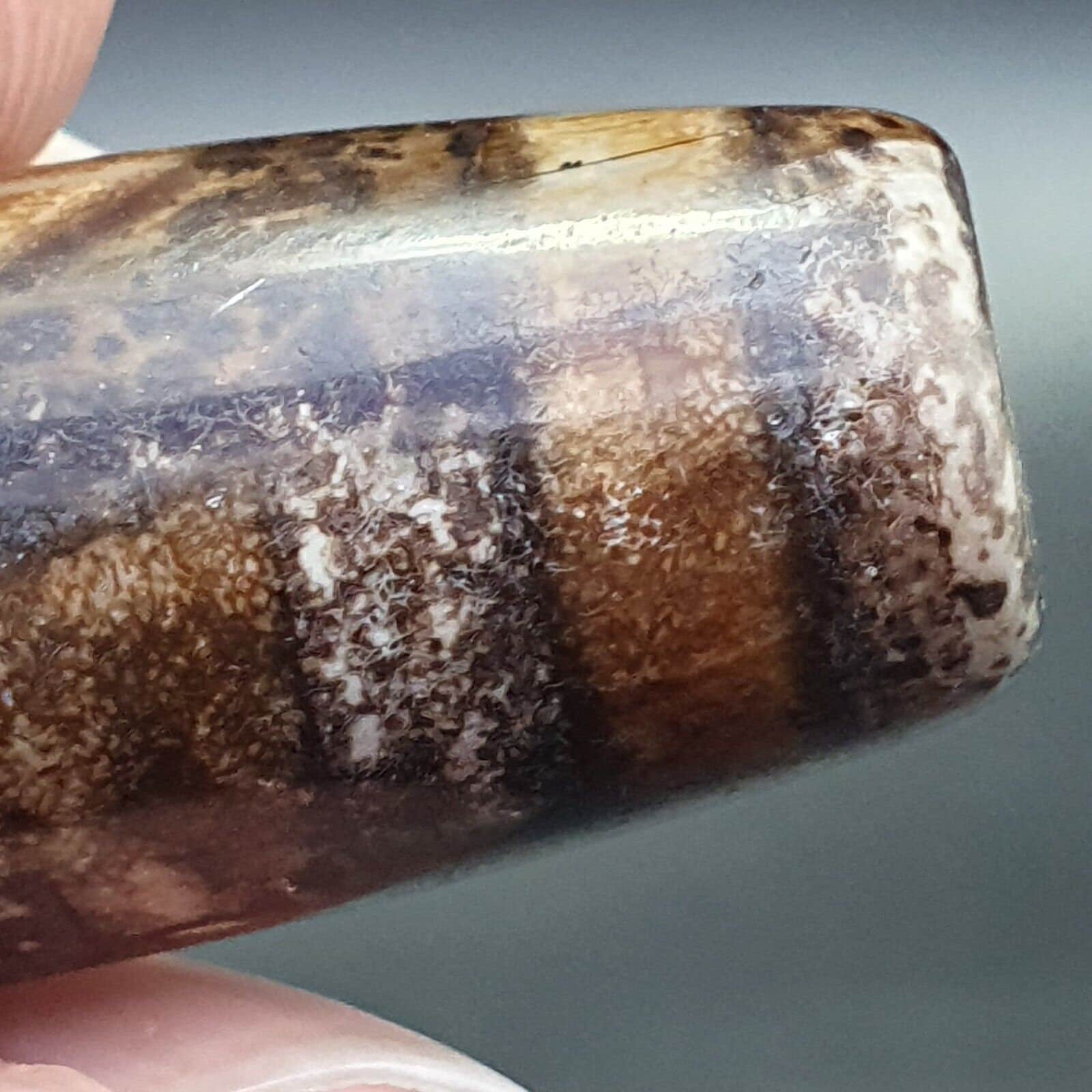 Tibetan rusted eyes agate stone dzi bead amulet bd-25-10