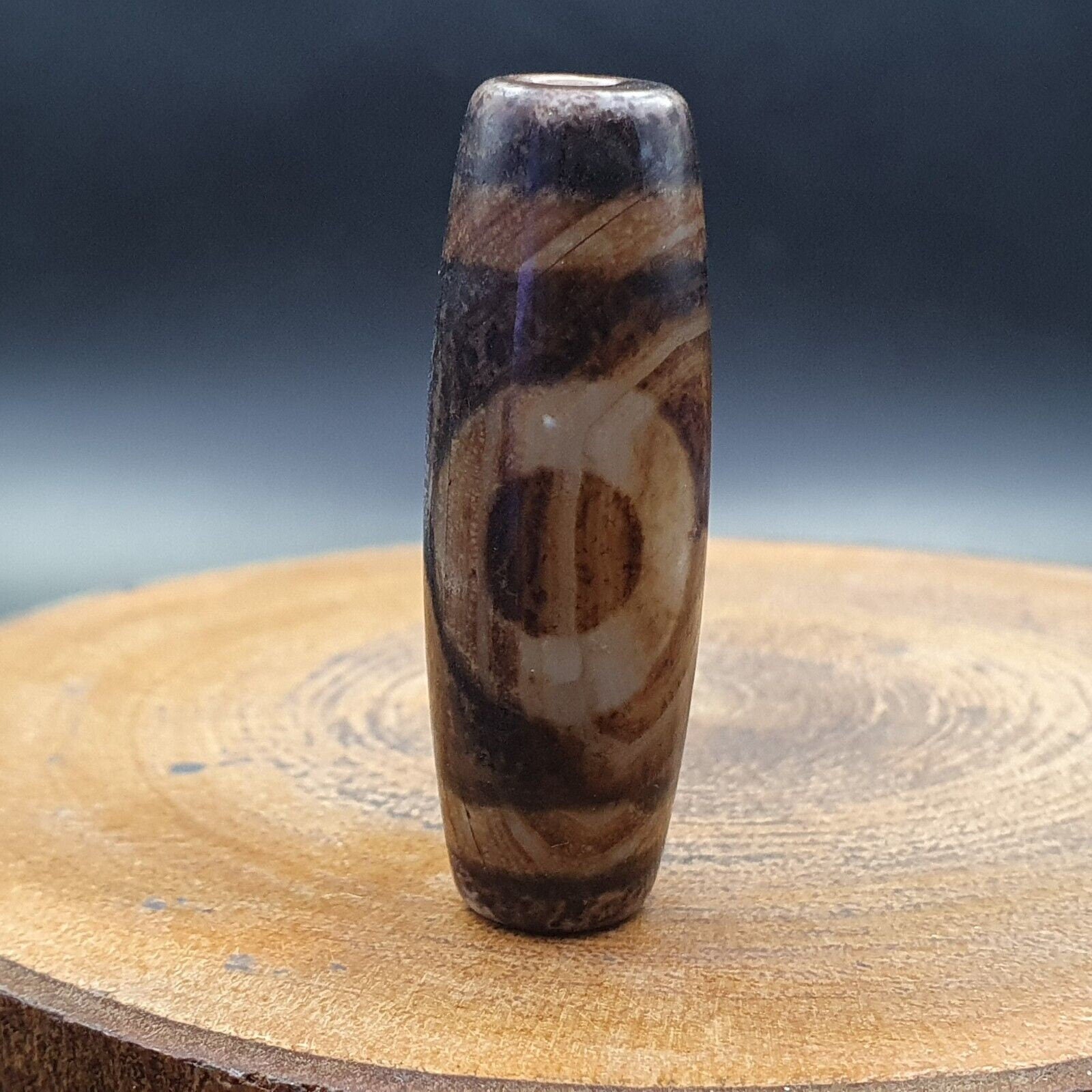 Tibetan rusted eyes agate stone dzi bead amulet bd-25-10