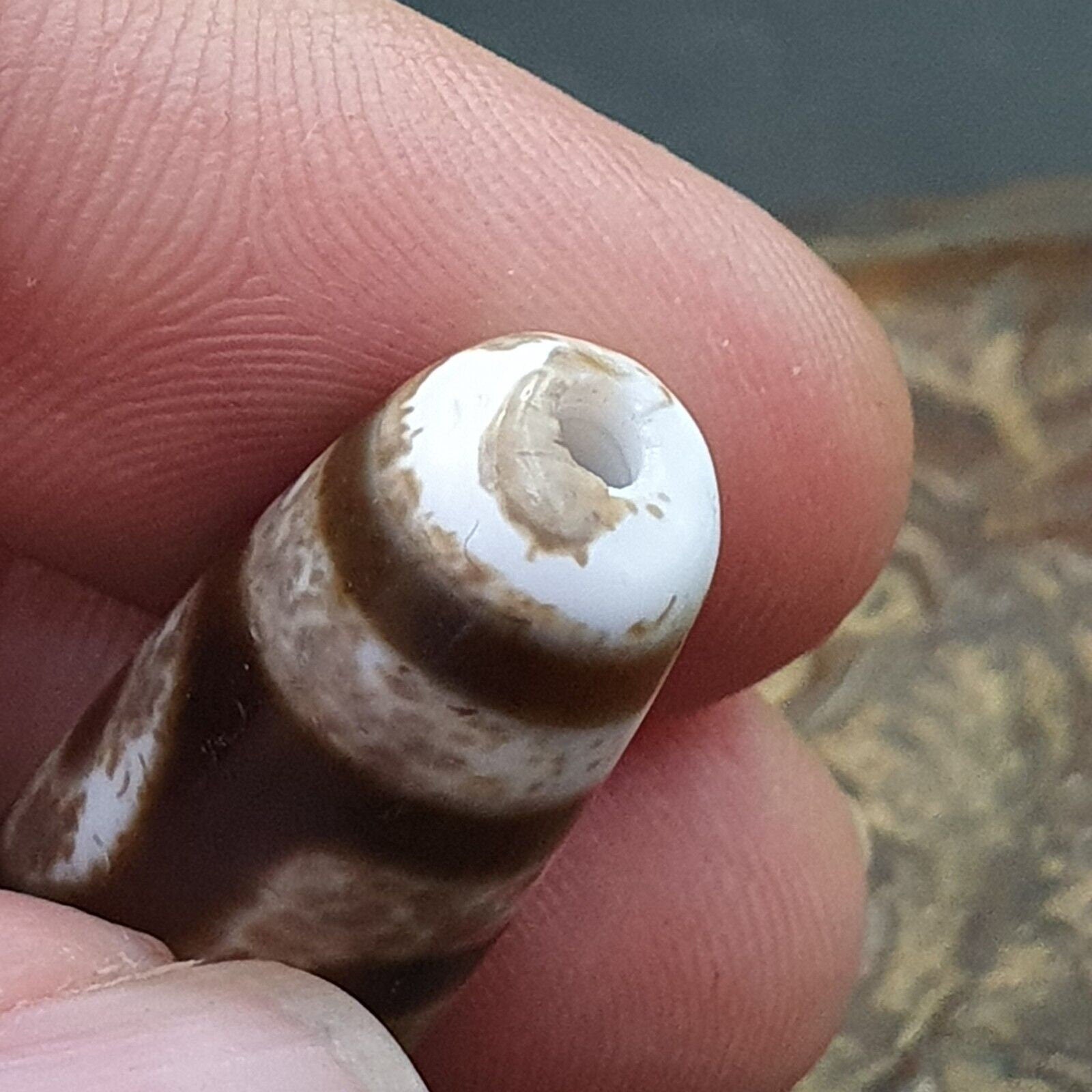 Tibetan 3 eyes in eyes agate stone dzi bead amulet ag-2