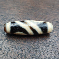 Vintage himalayan tibetan agate dzi bead amulet smooth skin bead otb-12f1