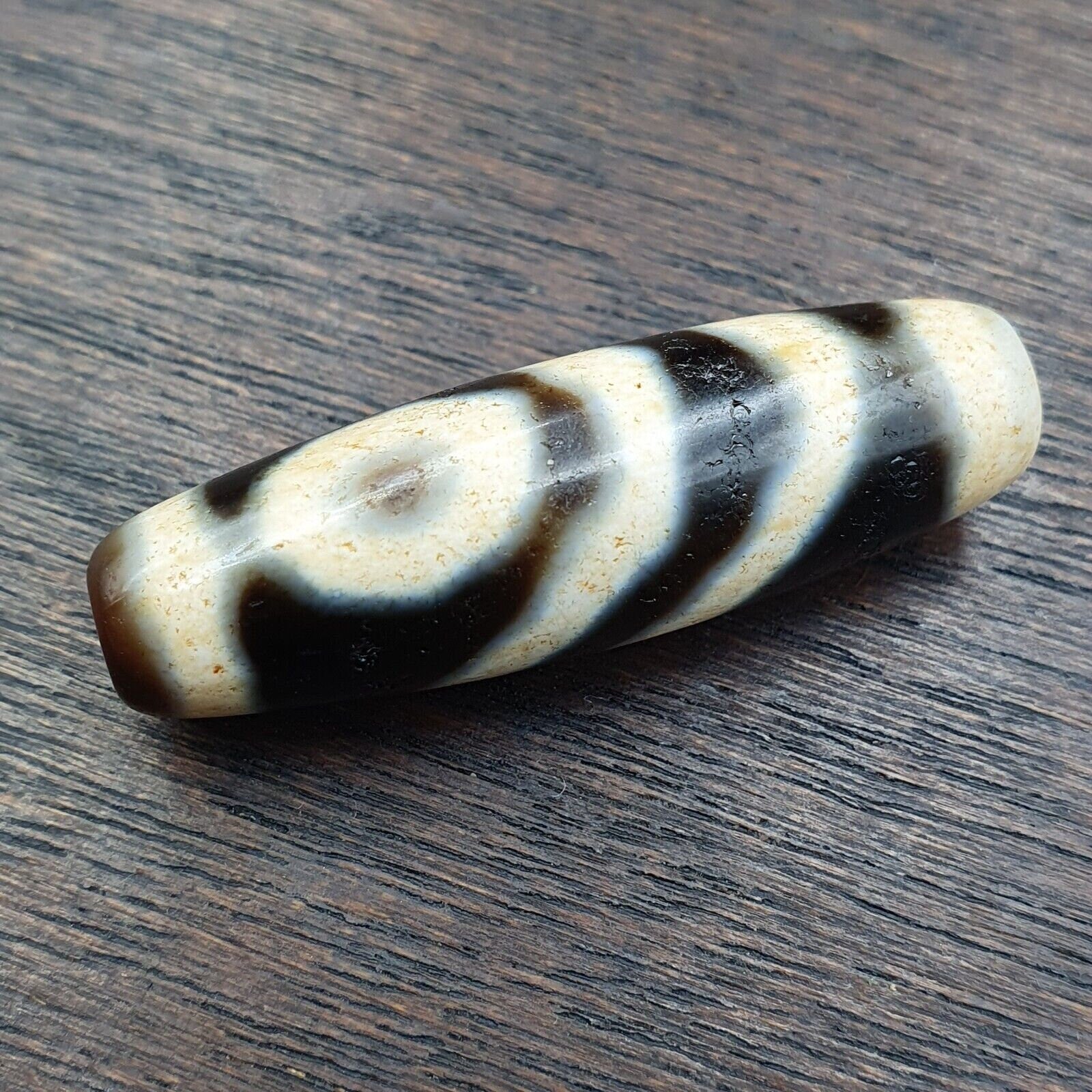 Vintage himalayan tibetan agate dzi bead amulet smooth skin bead otb-12f1