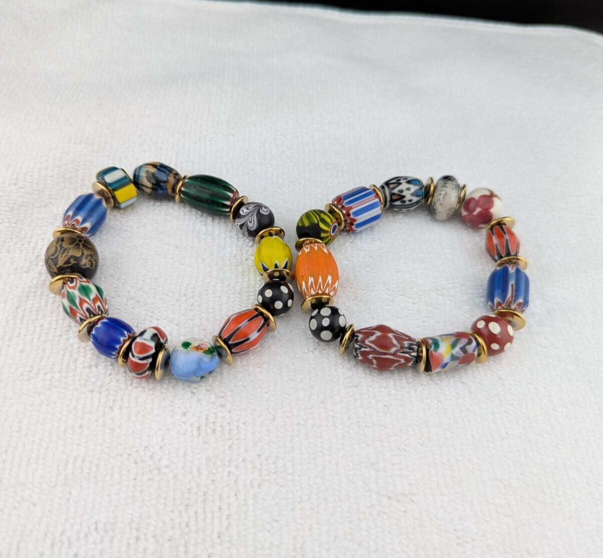 LOT 2 Venetian African Style floral and Chevron Glass Beads Bracelet