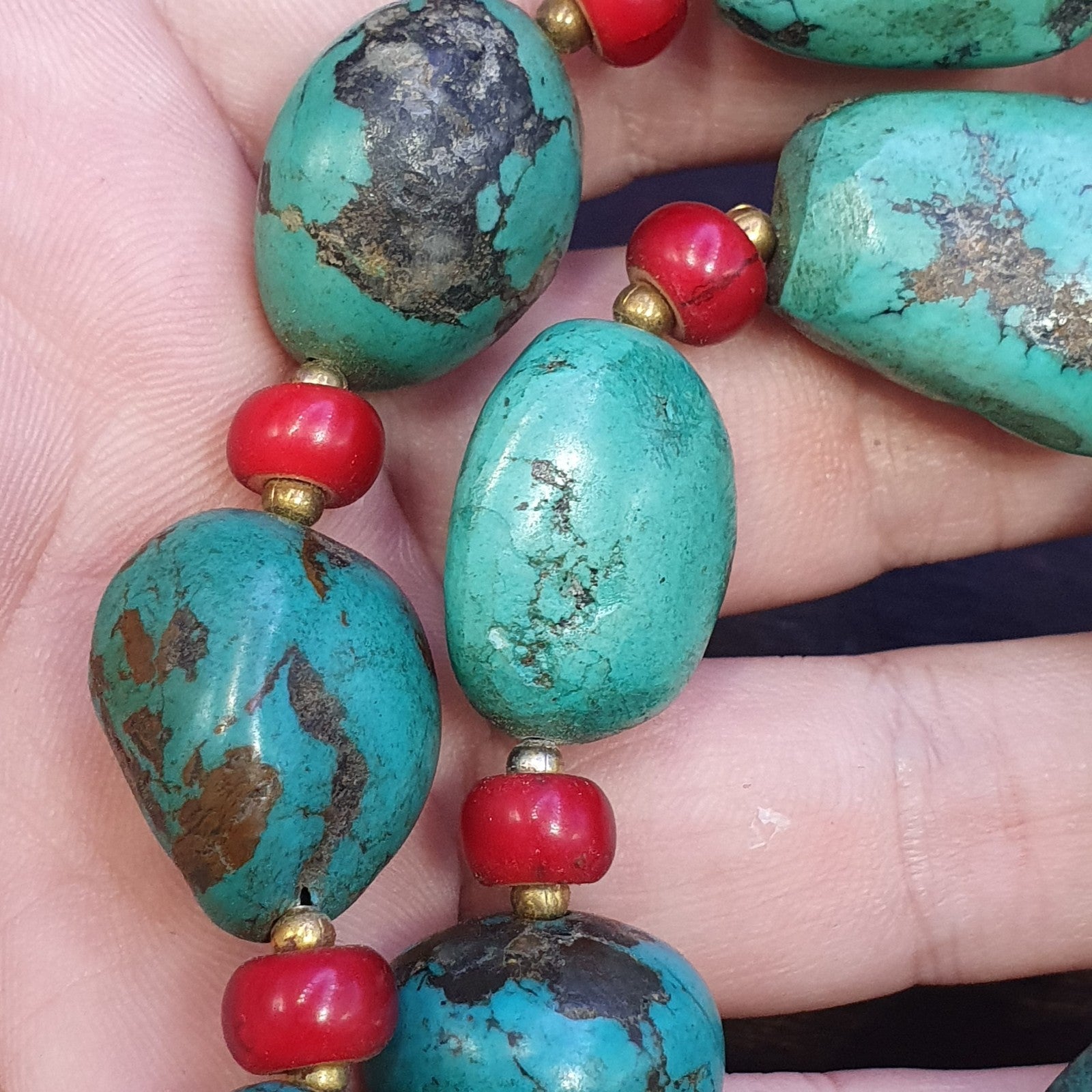 Antique Turquoise and Red whiteheart beads necklace 149 grams