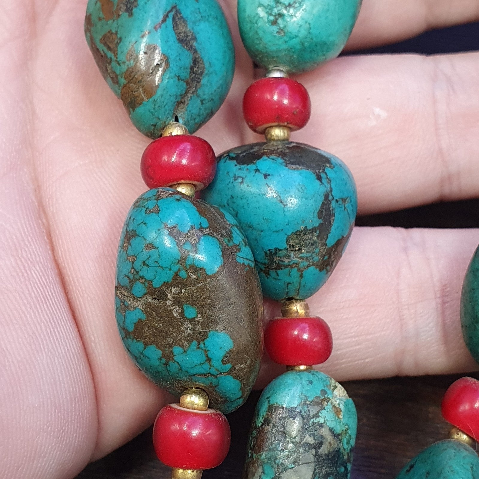 Antique Turquoise and Red whiteheart beads necklace 149 grams
