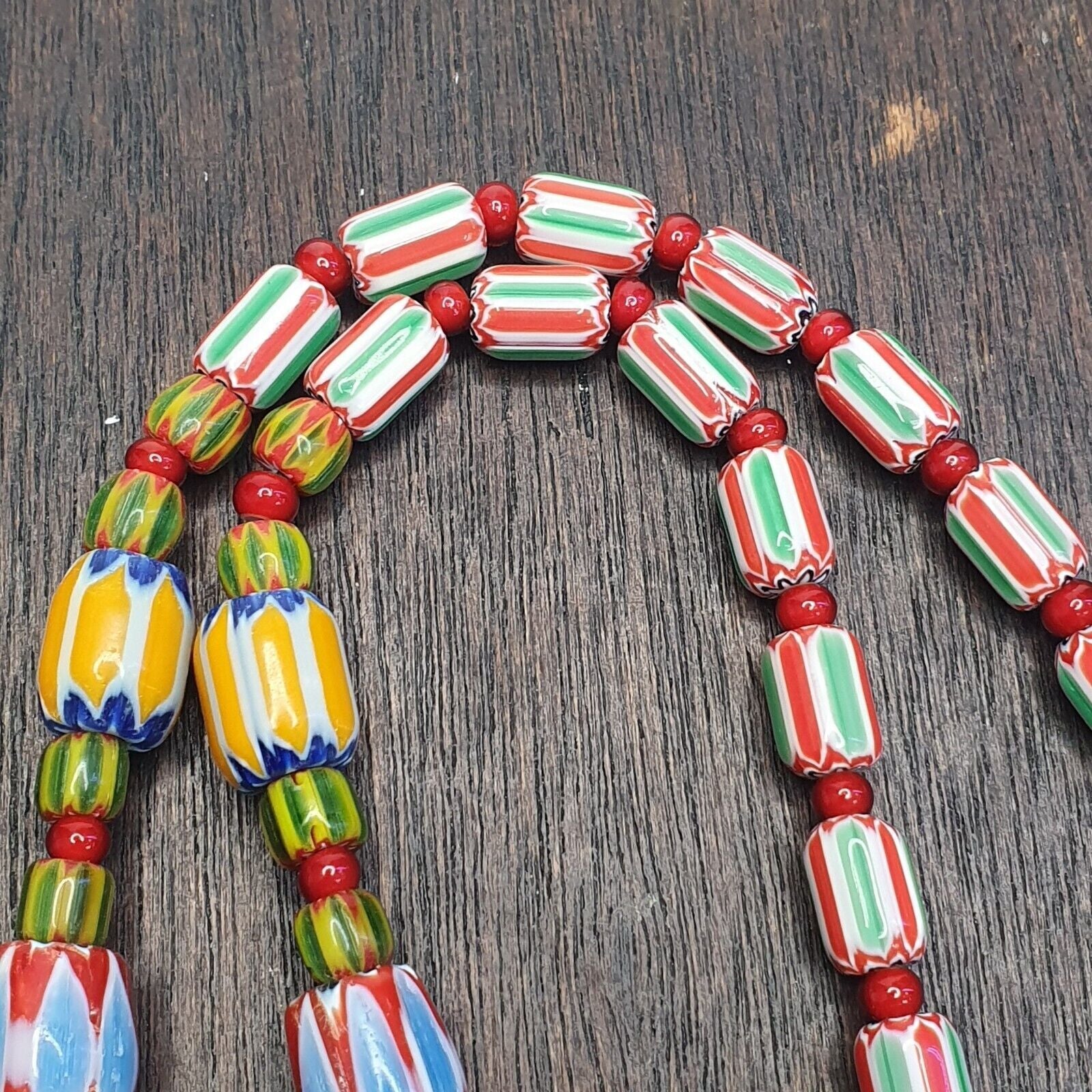 Beautiful Vintage Chevron Venetian Style 6 layers Chevron Beads Necklace BNC-2