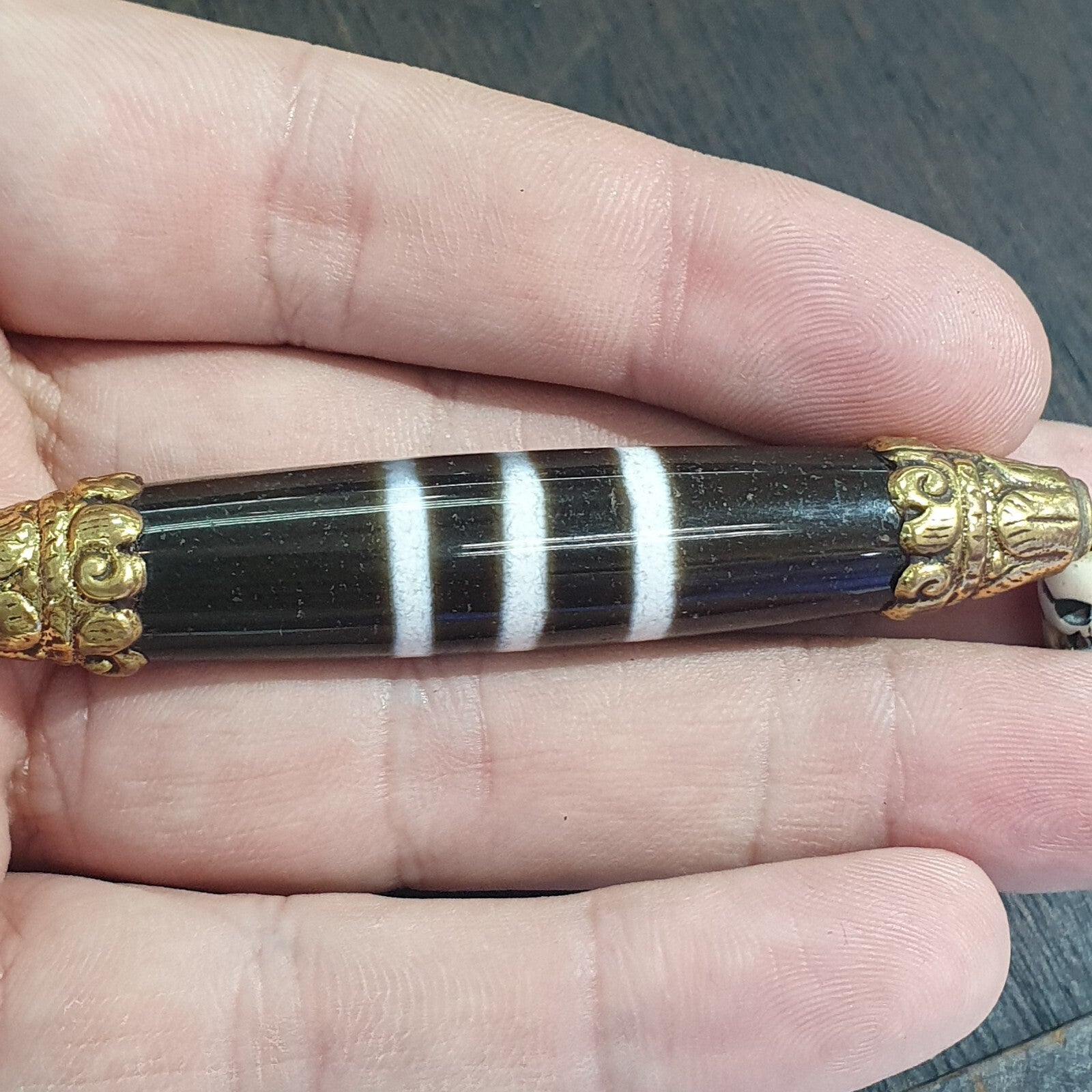 3 Stipes Lines Tibetan Silver Nepalese dzi Agate bead pendant Necklace