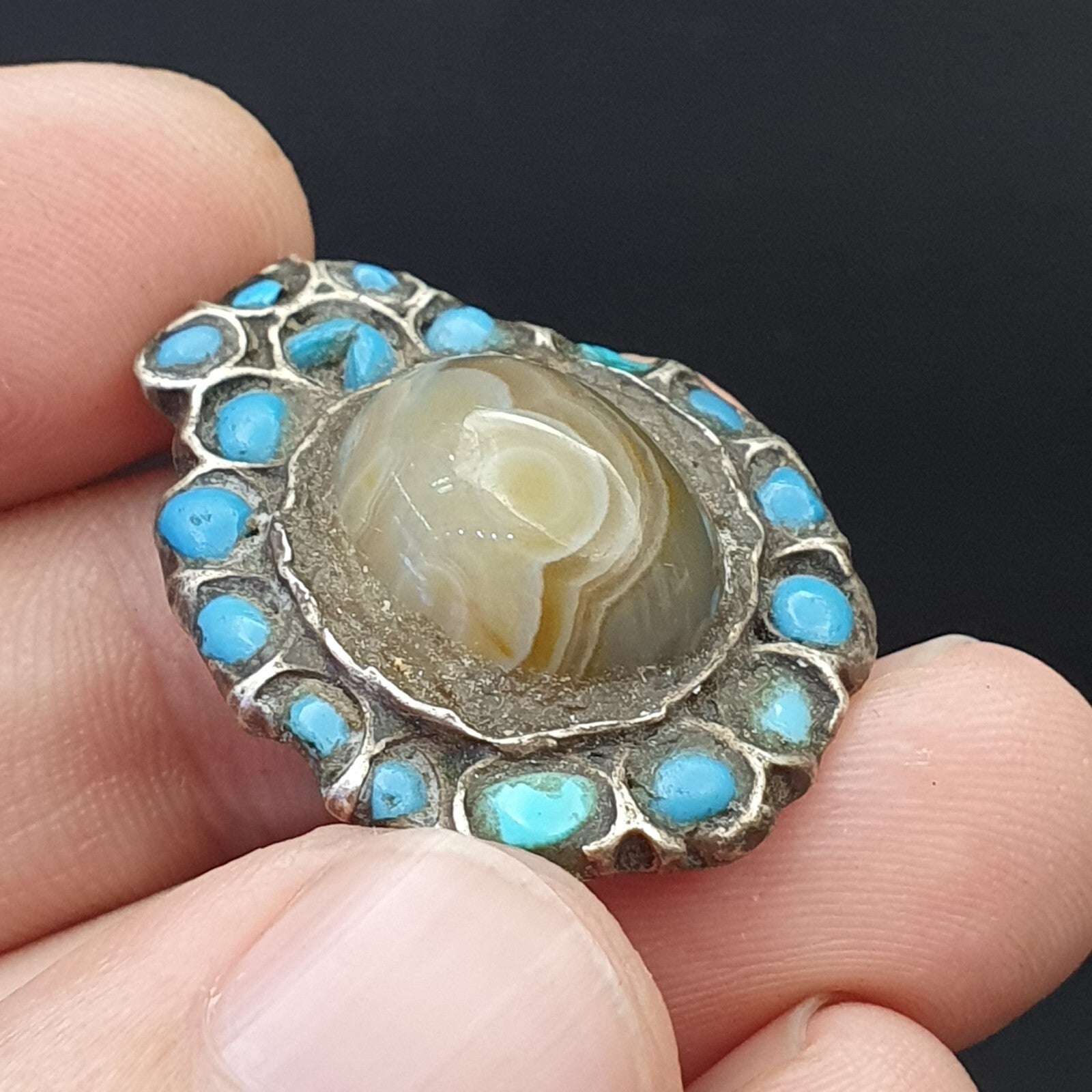 Old Antique Himalayan Indo Tibetan Luk Mik Silver pendant Amulet Bead