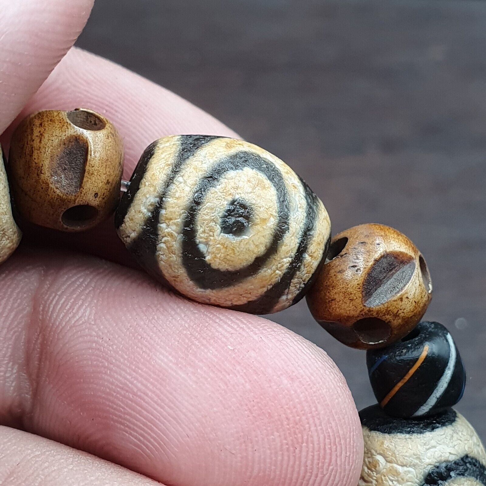 Very rare Tibetan dzi bead old amulet Agate Eyes pattern Tibet gzi bracelet