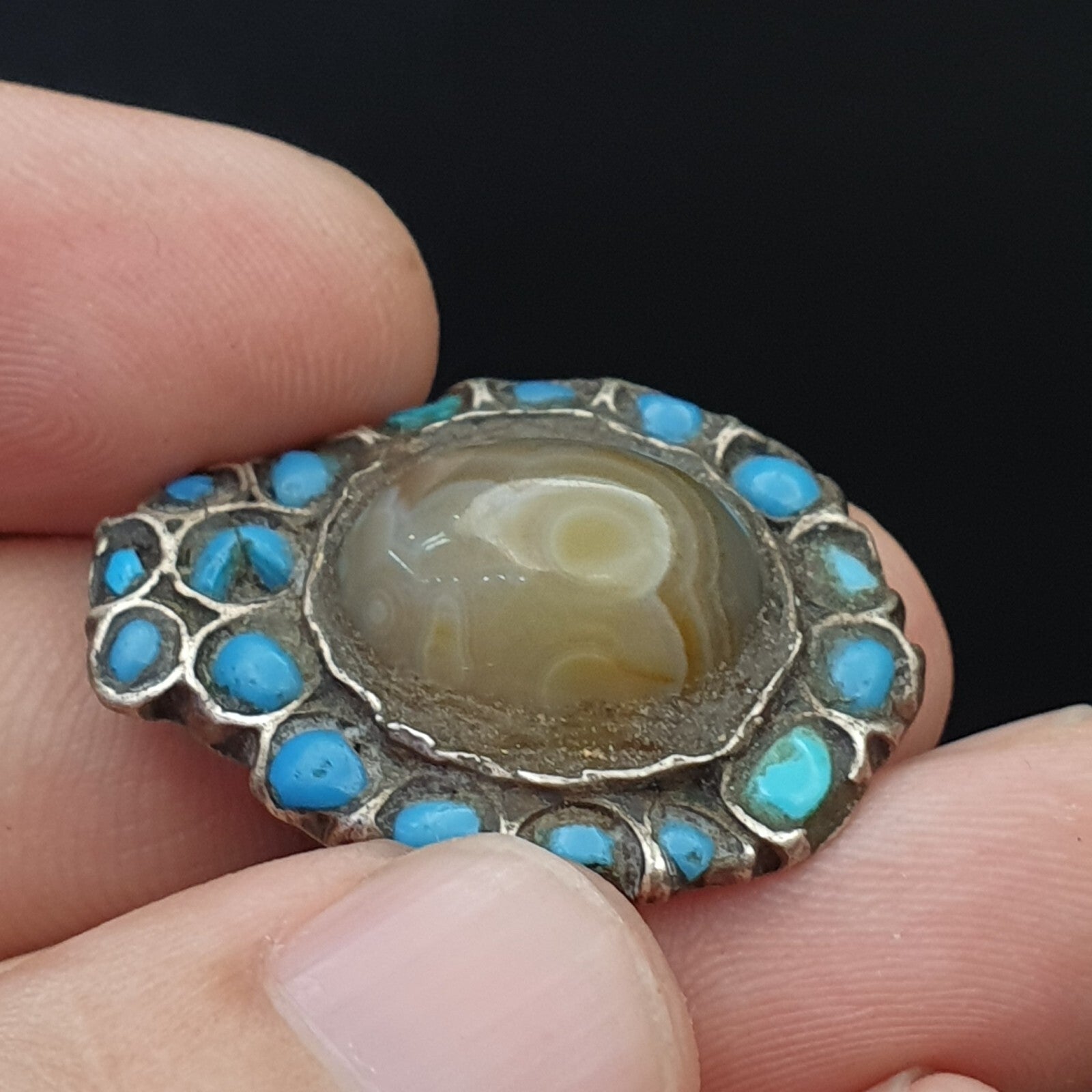 Old Antique Himalayan Indo Tibetan Luk Mik Silver pendant Amulet Bead