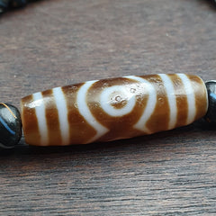 Himalayan Indo Tibetan 3 Eyes 4 stripes unique Patterns Dzi Amulet Necklace