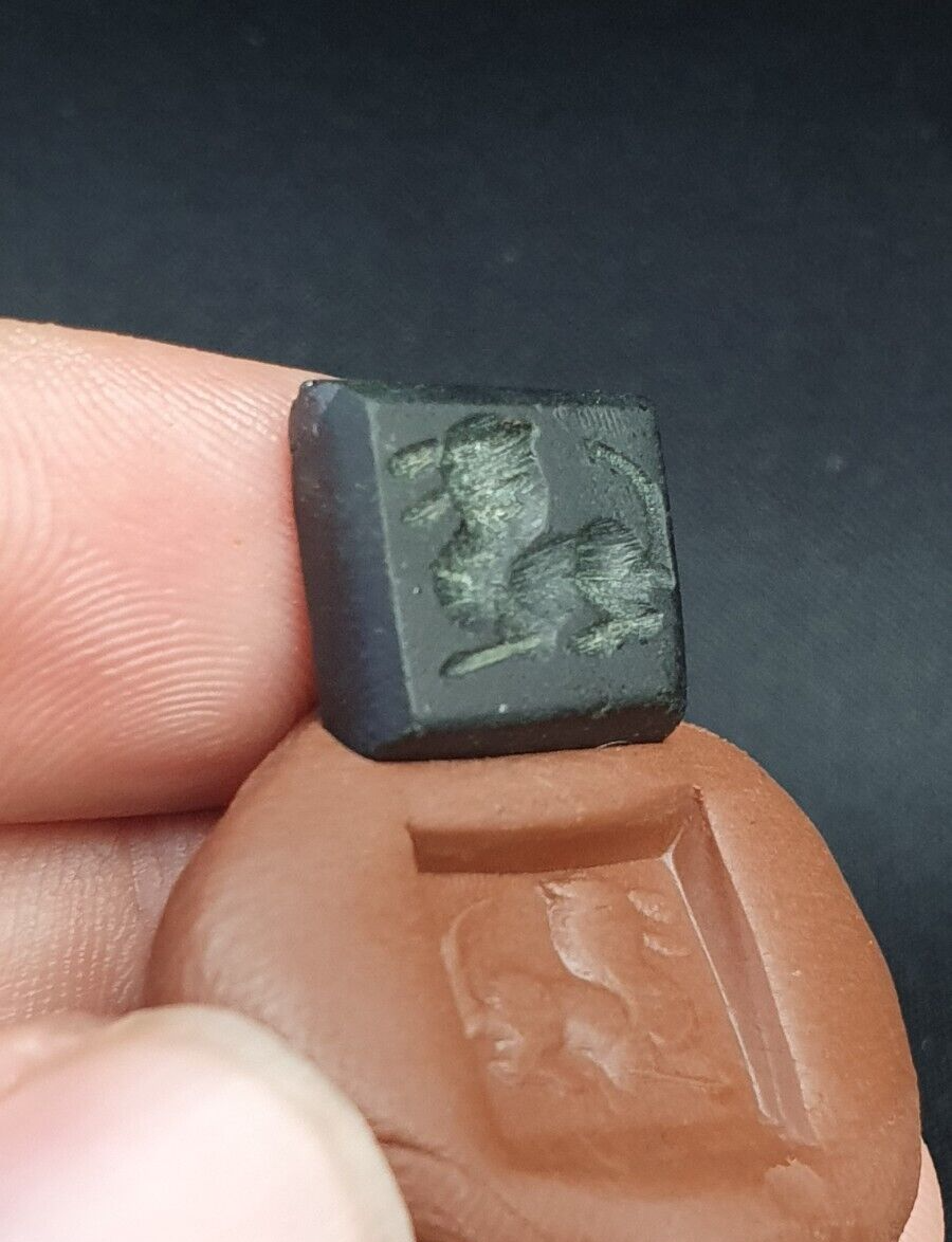 Ancient Antique Middle Eastern Dark green jade Stone Stamp Seal Animal