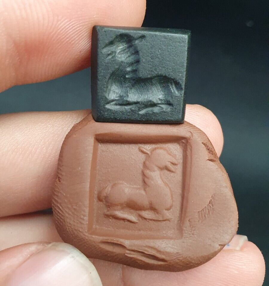 Ancient Antique Middle Eastern Dark green jade Stone Stamp Seal Animal