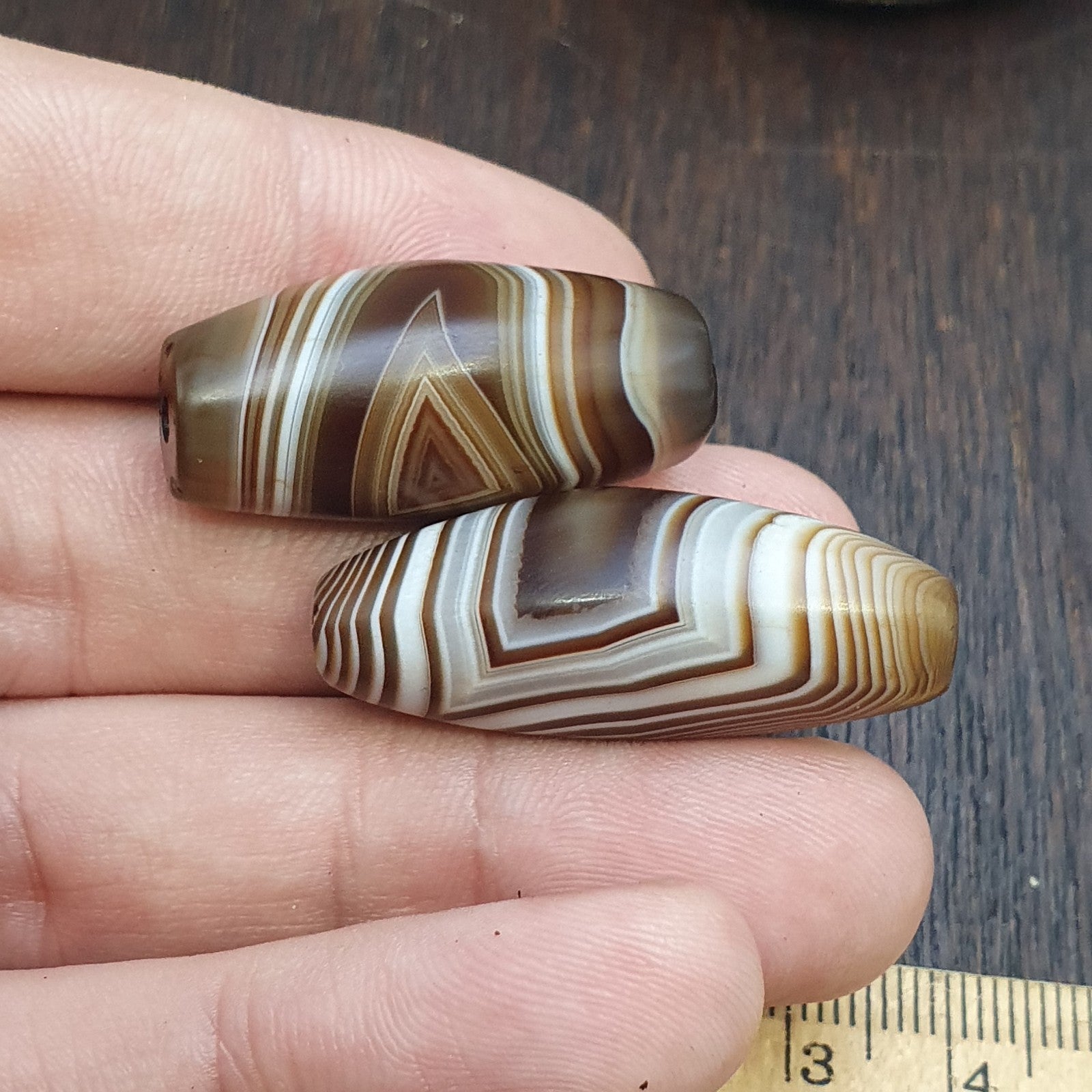 2 Himalayan Indo Tibetan unique pattern Agate beads Suleimany Eye Agate Amulet