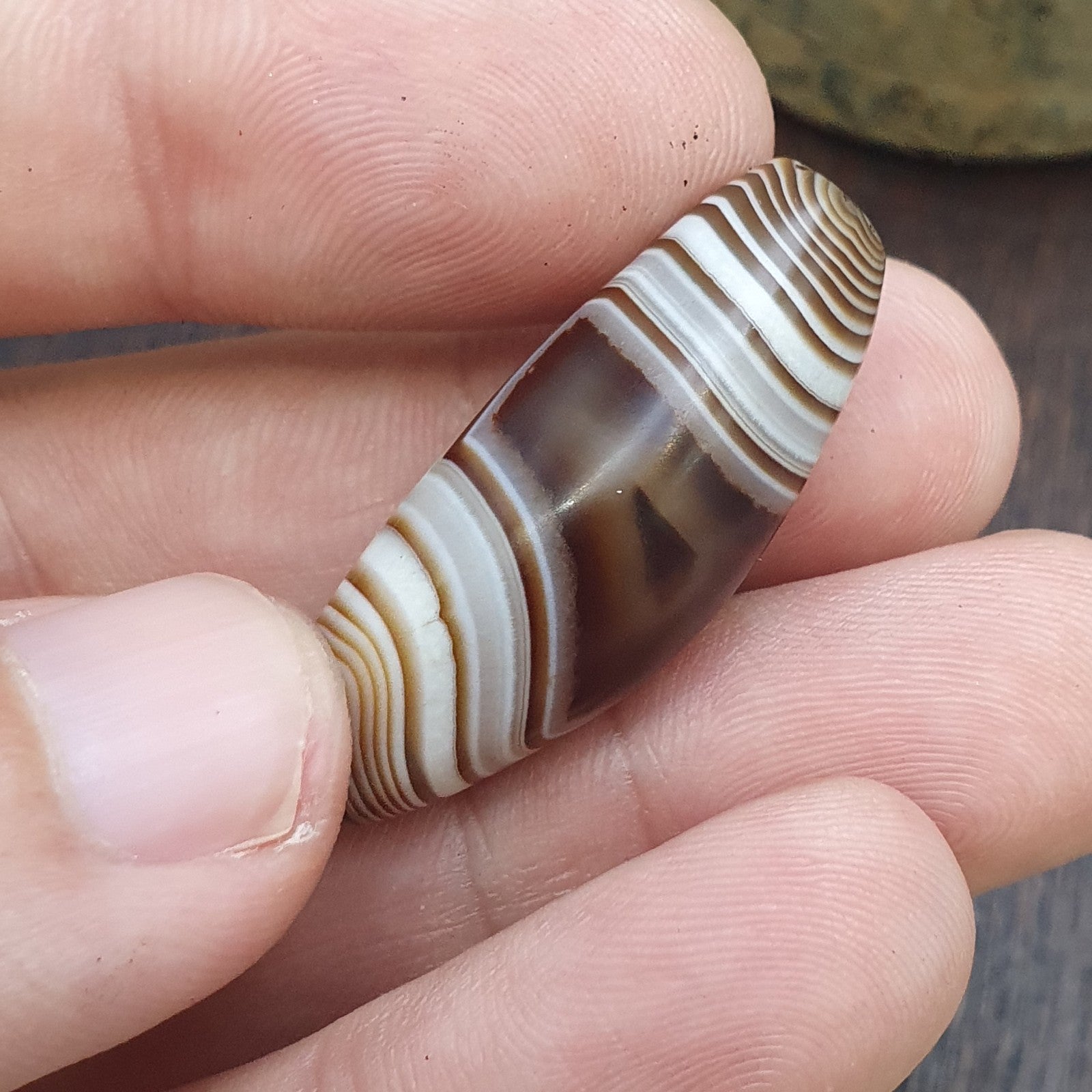 2 Himalayan Indo Tibetan unique pattern Agate beads Suleimany Eye Agate Amulet