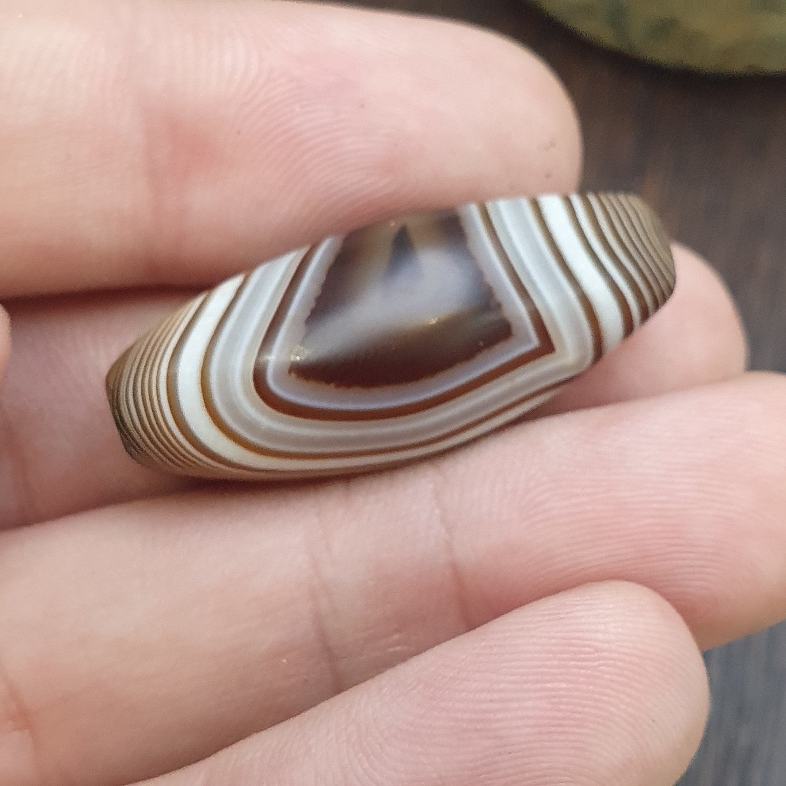 2 Himalayan Indo Tibetan unique pattern Agate beads Suleimany Eye Agate Amulet