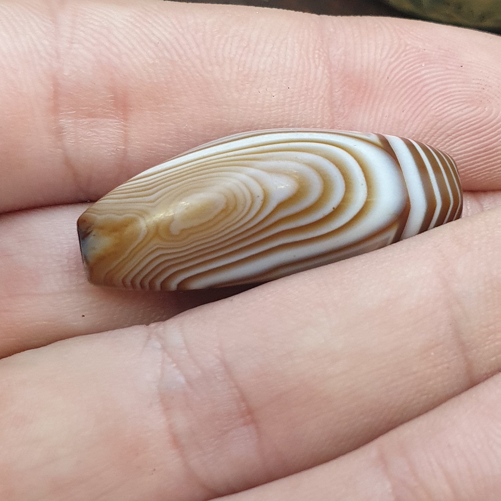 2 Himalayan Indo Tibetan unique pattern Agate beads Suleimany Eye Agate Amulet