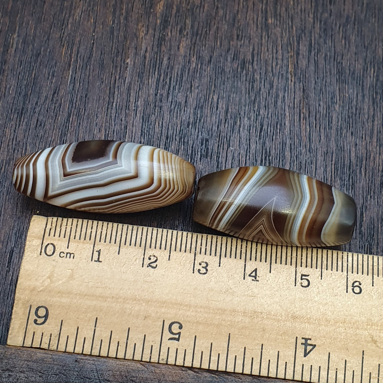 2 Himalayan Indo Tibetan unique pattern Agate beads Suleimany Eye Agate Amulet