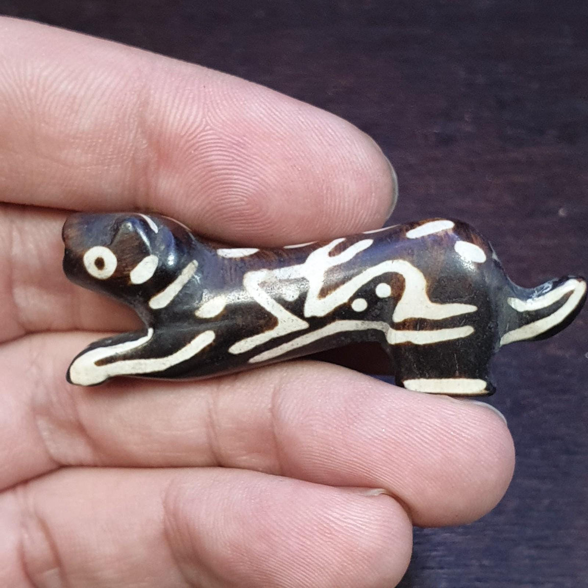 Animal figurine pendentsouth asian old pumtek pyu bead necklace