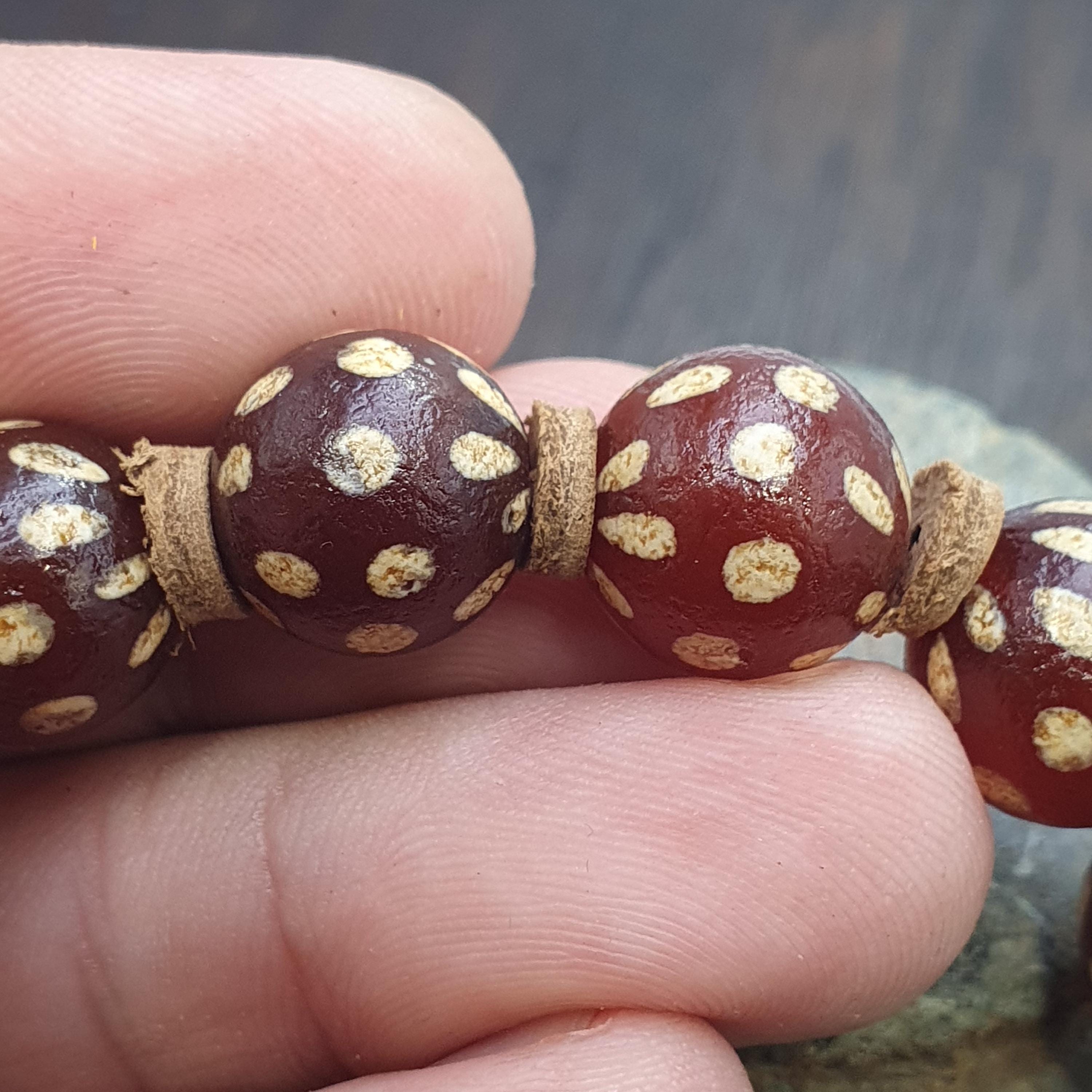 Tibetan etched carnelian agate bead decorated beads dotted bracelet.