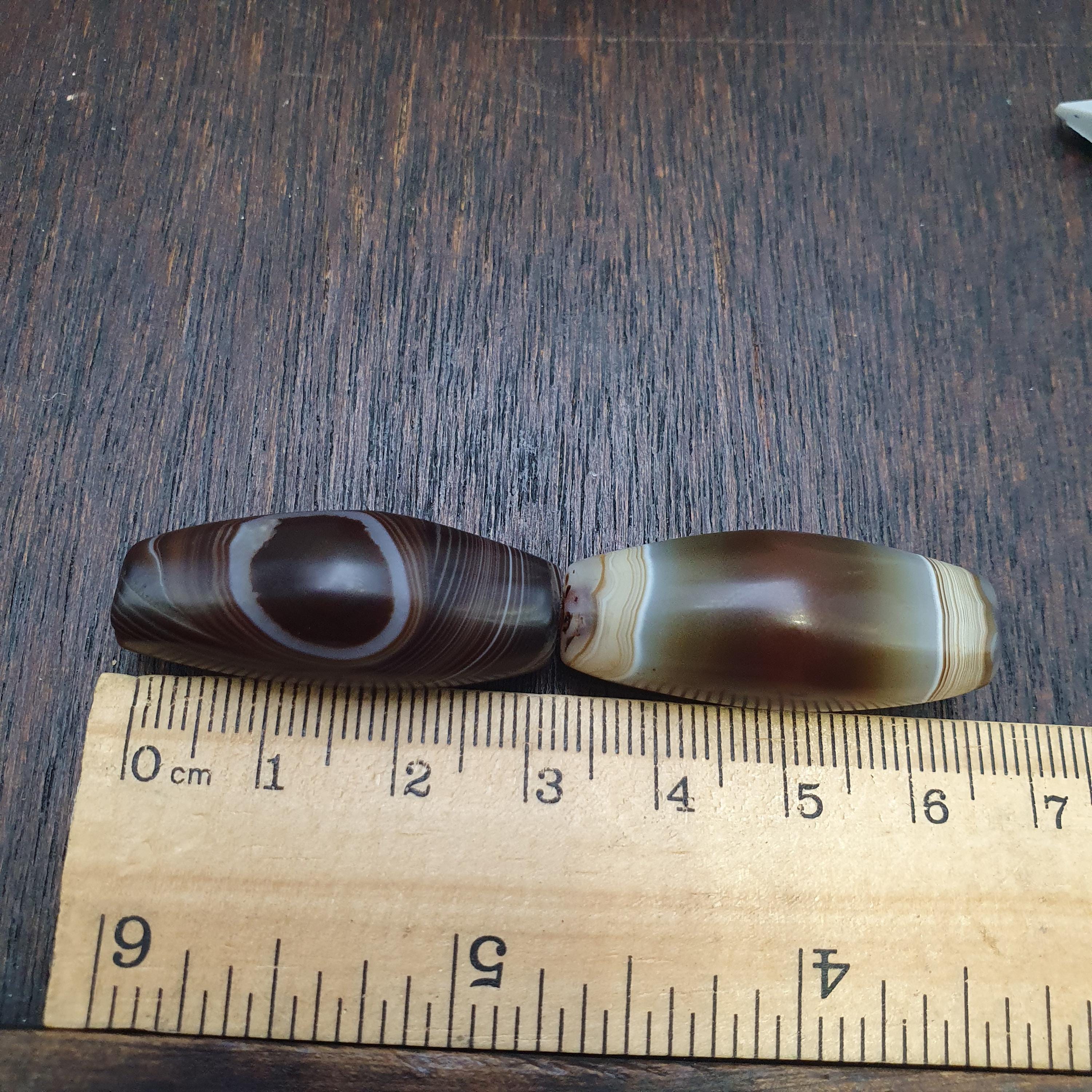 2 himalayan indo tibetan unique pattern agate beads suleimany eye agate amulet