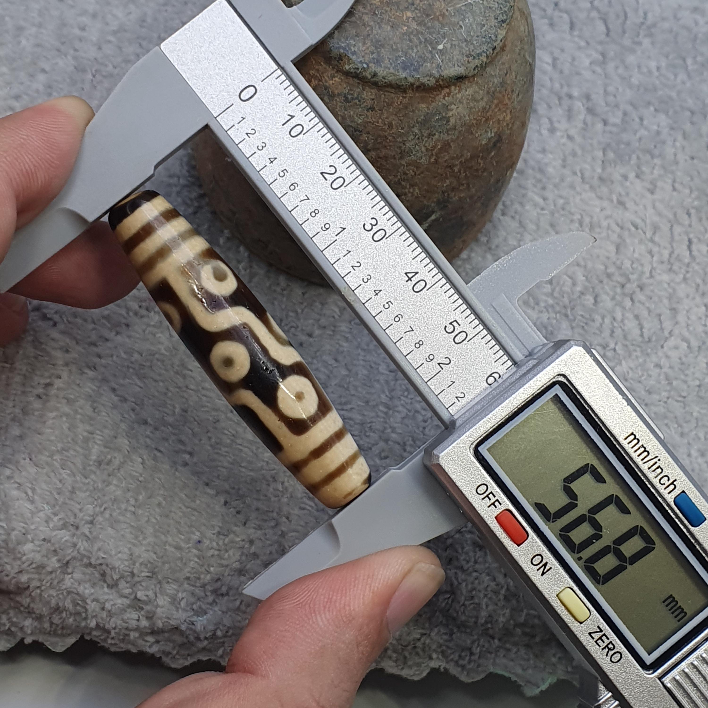 9 eyes unique pattern himalayan tibetan agate dzi bead amulet lucky charm bead