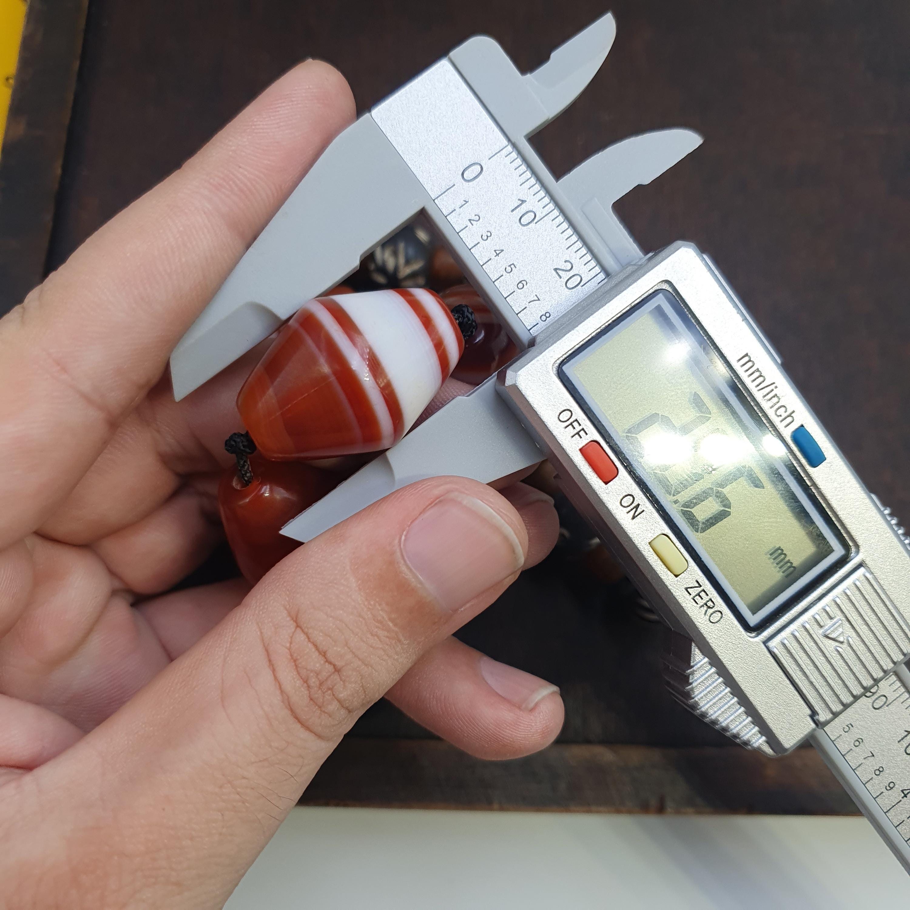 Red agate natural patterns old beads jewelry necklace