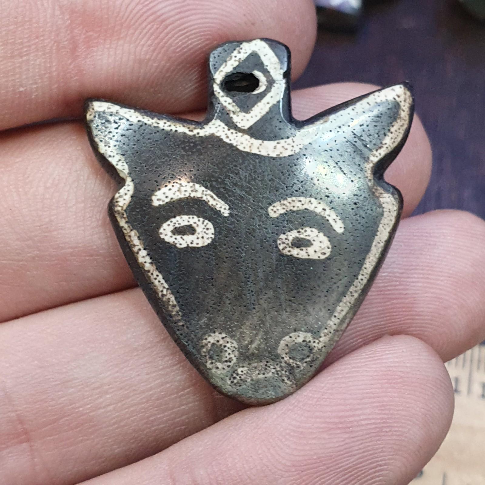 Lot 6 south asian burmese old pyu pumtek animal figurine stone beads pendants